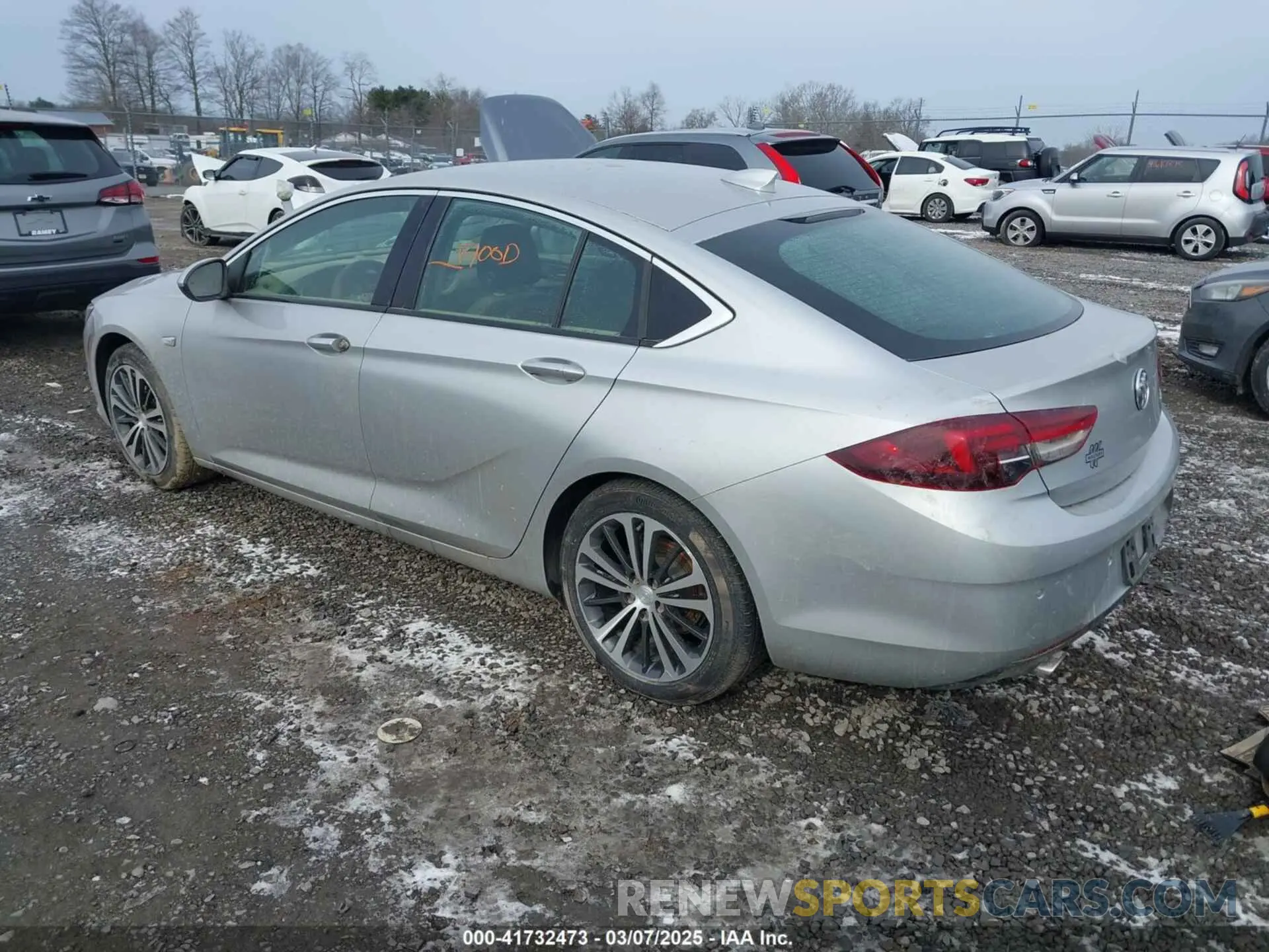3 Фотография поврежденного автомобиля W04GL6SX6K1010154 BUICK REGAL SPORTBACK 2019