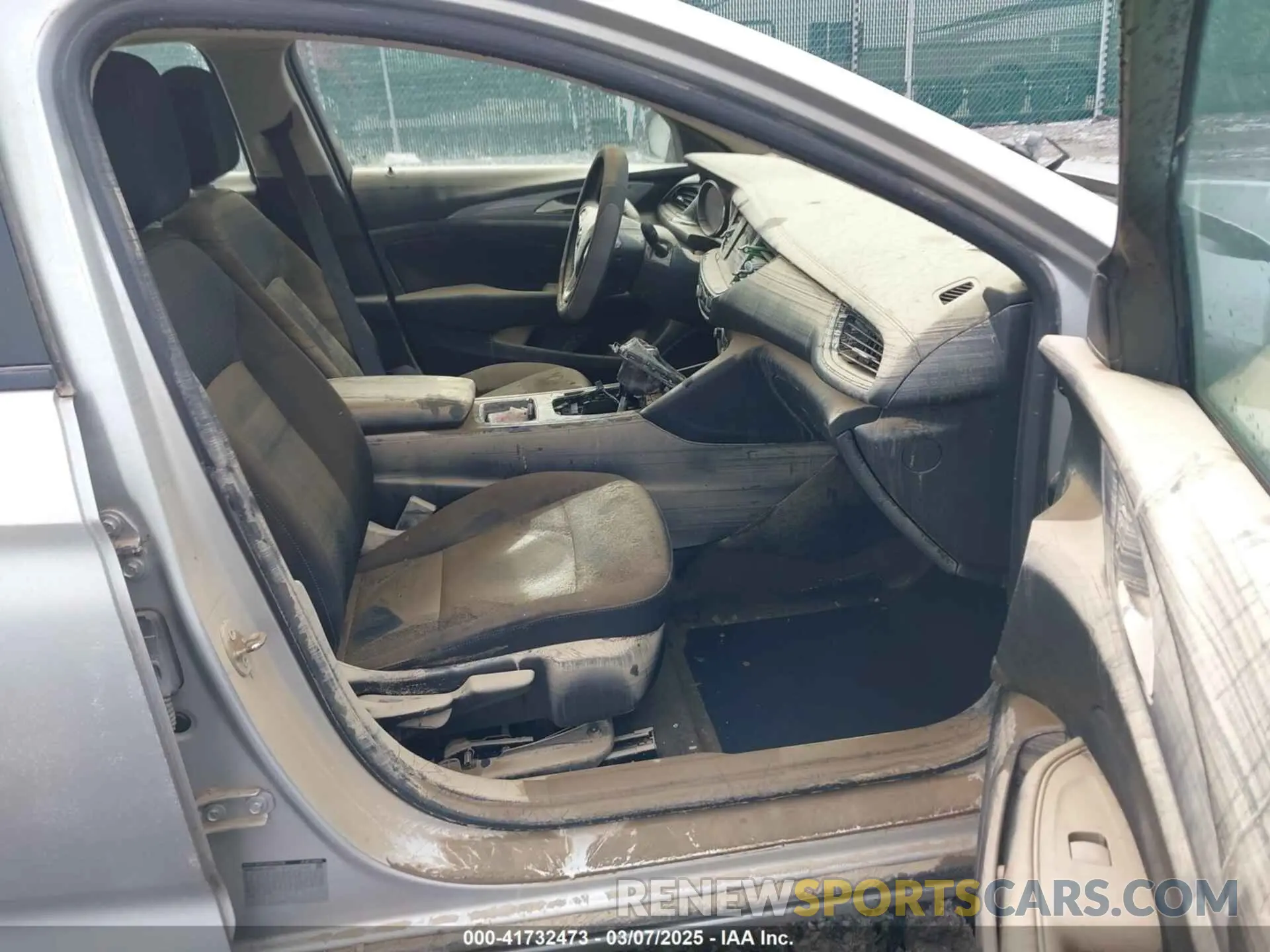 5 Фотография поврежденного автомобиля W04GL6SX6K1010154 BUICK REGAL SPORTBACK 2019