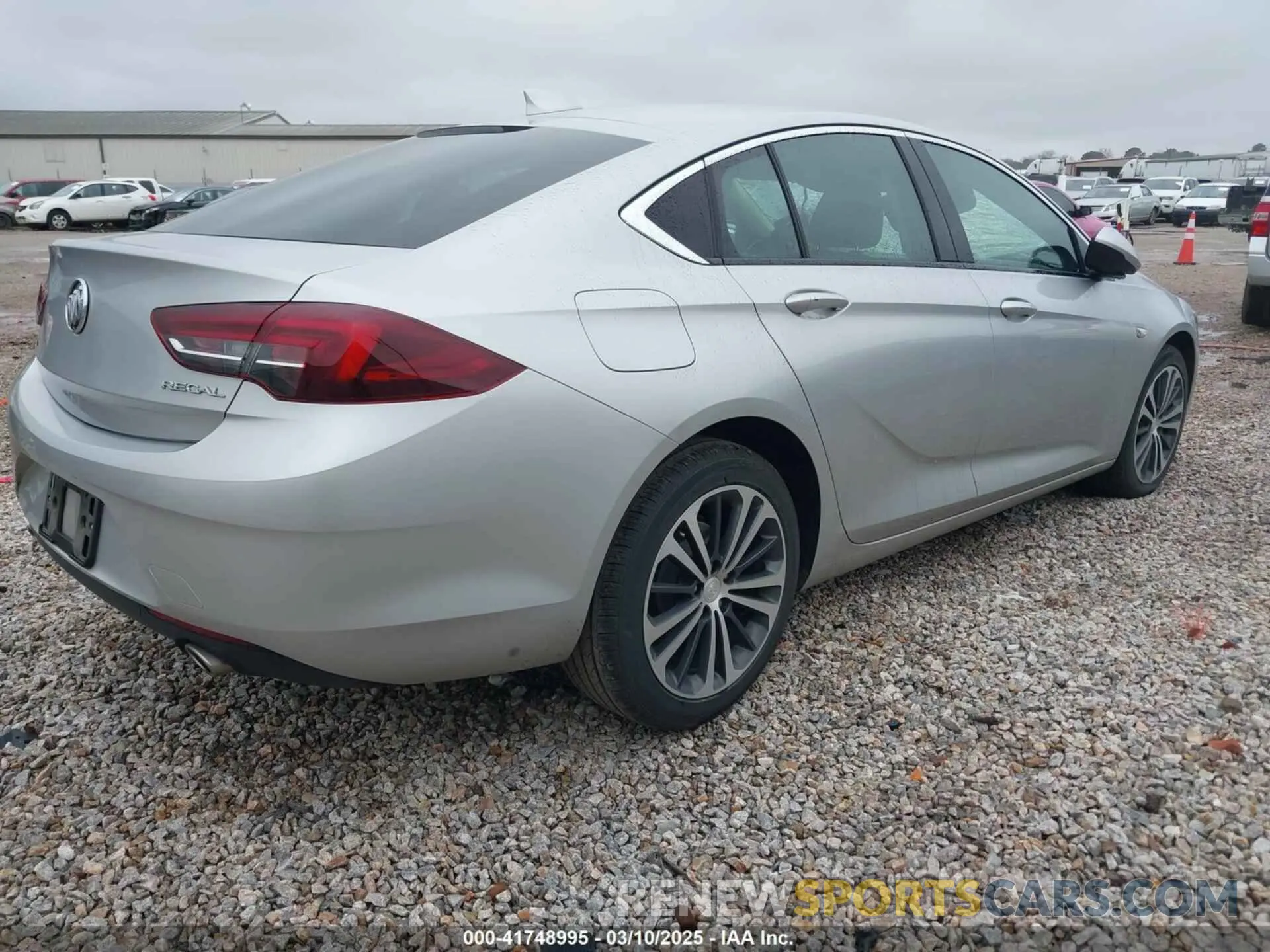 4 Фотография поврежденного автомобиля W04GP6SX4L1006657 BUICK REGAL SPORTBACK 2020