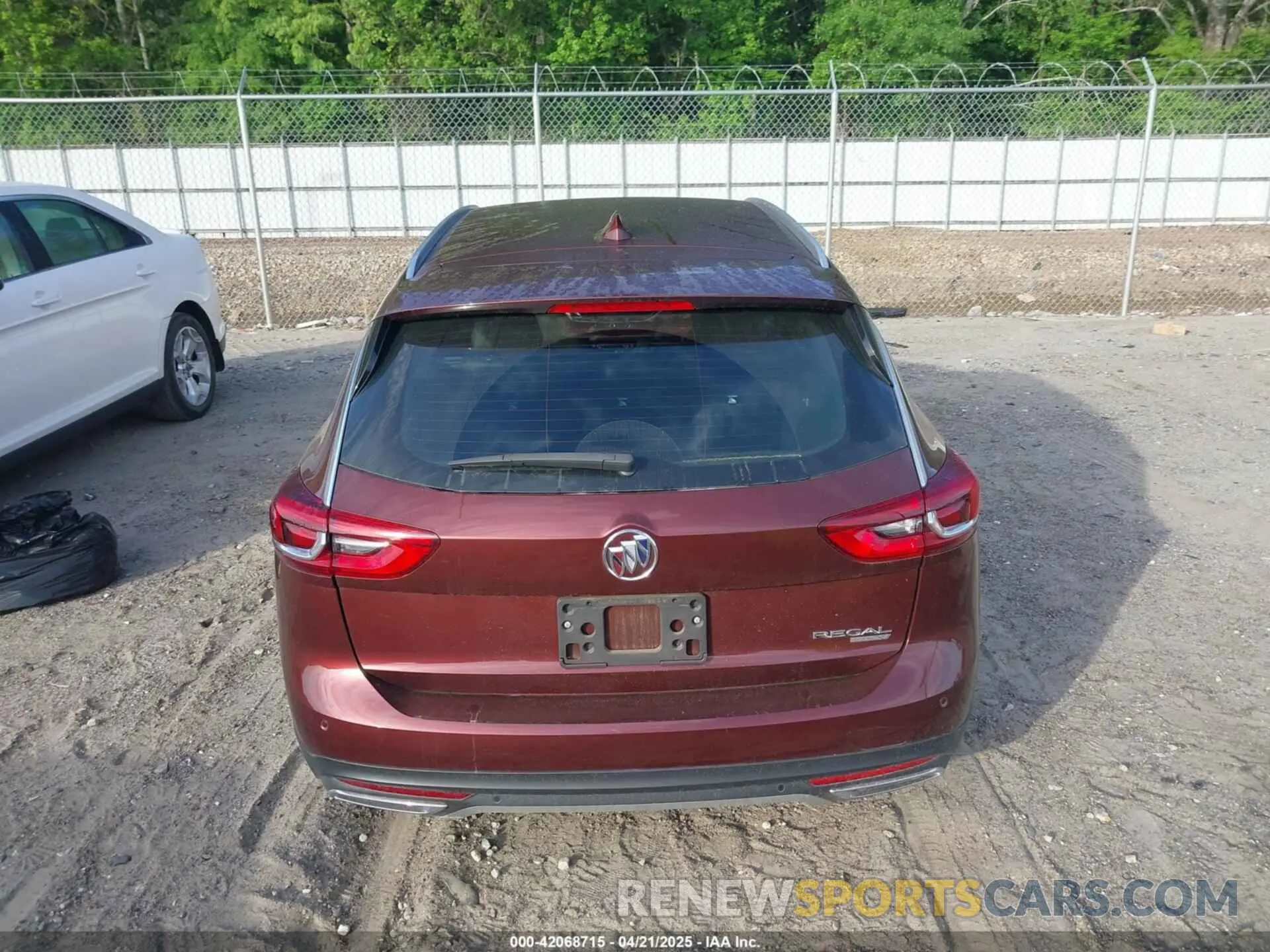 16 Photograph of a damaged car W04GV8SX0K1011726 BUICK REGAL TOURX 2019