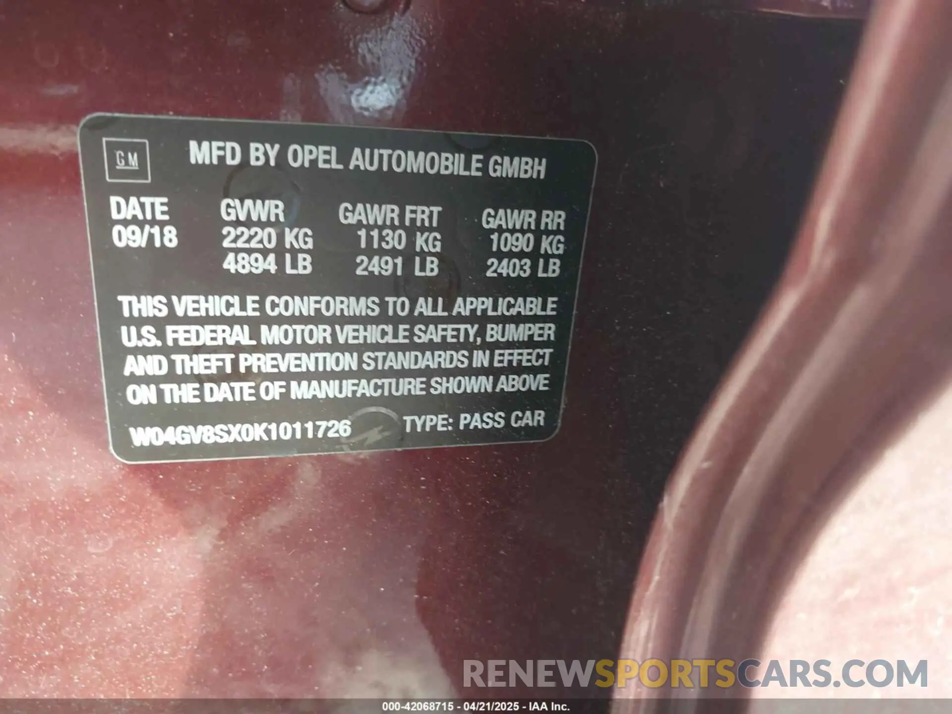 9 Photograph of a damaged car W04GV8SX0K1011726 BUICK REGAL TOURX 2019