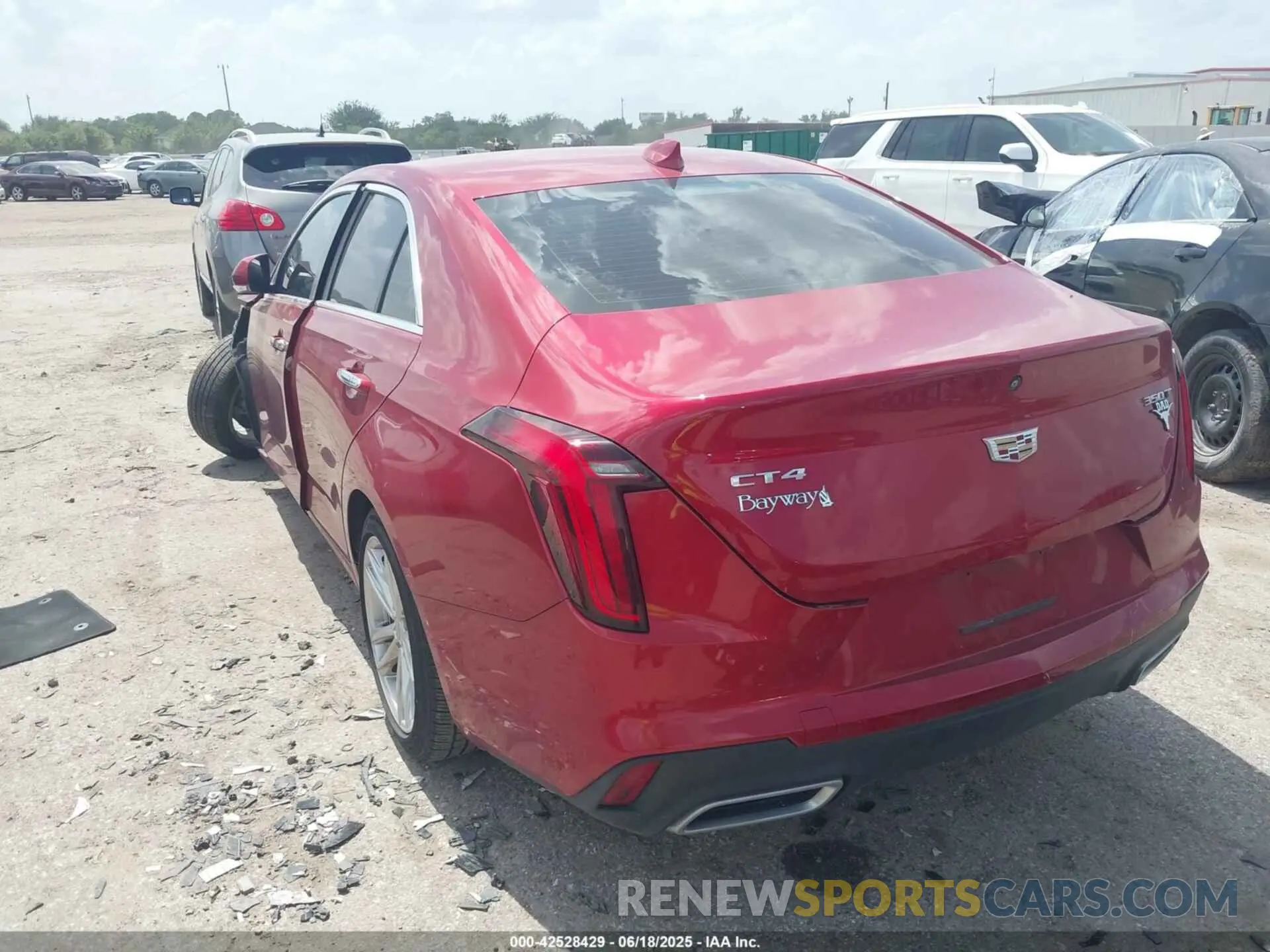 3 Фотография поврежденного автомобиля 1G6DA5RK4L0134873 CADILLAC CT4 2020
