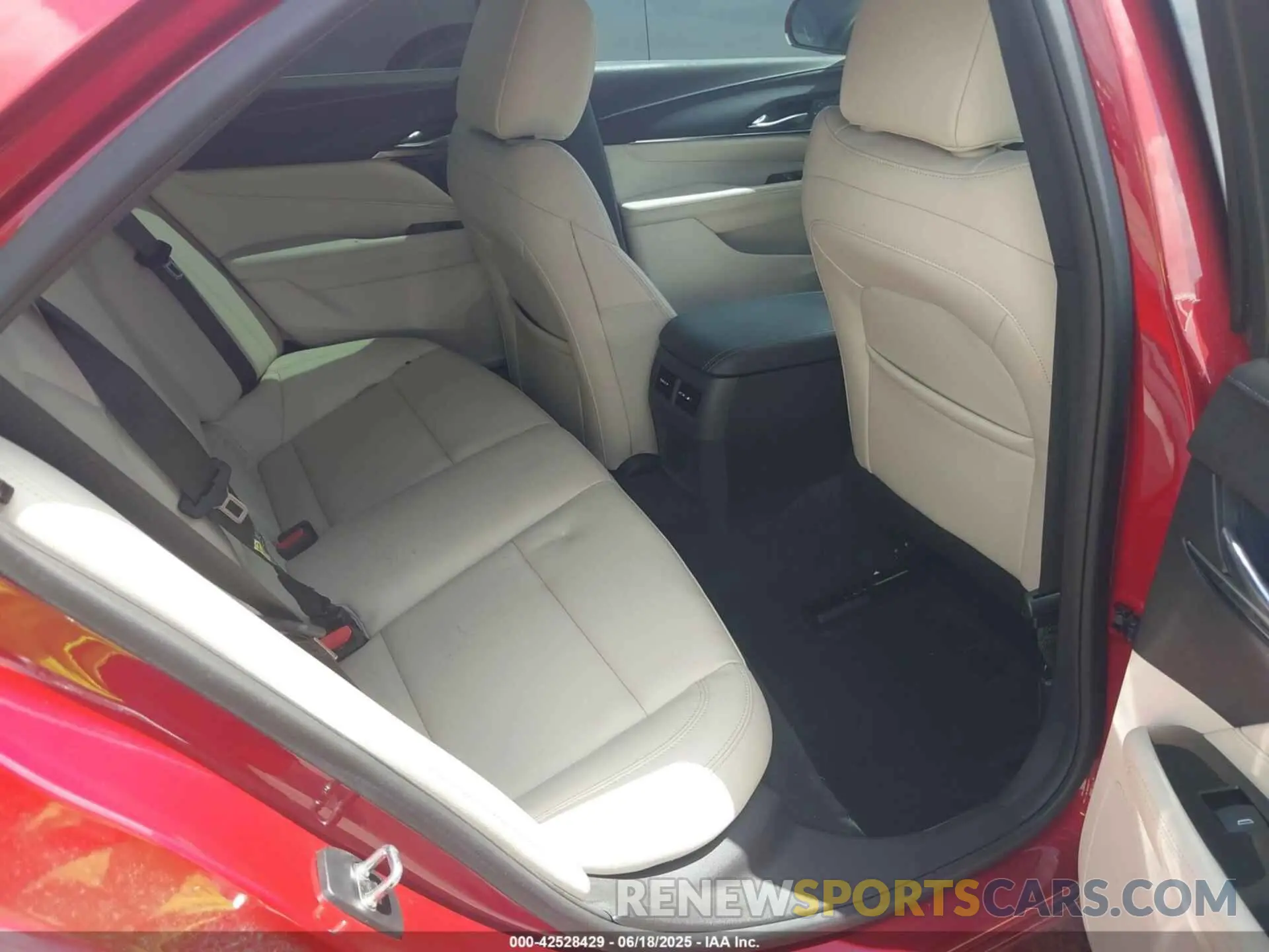 8 Фотография поврежденного автомобиля 1G6DA5RK4L0134873 CADILLAC CT4 2020