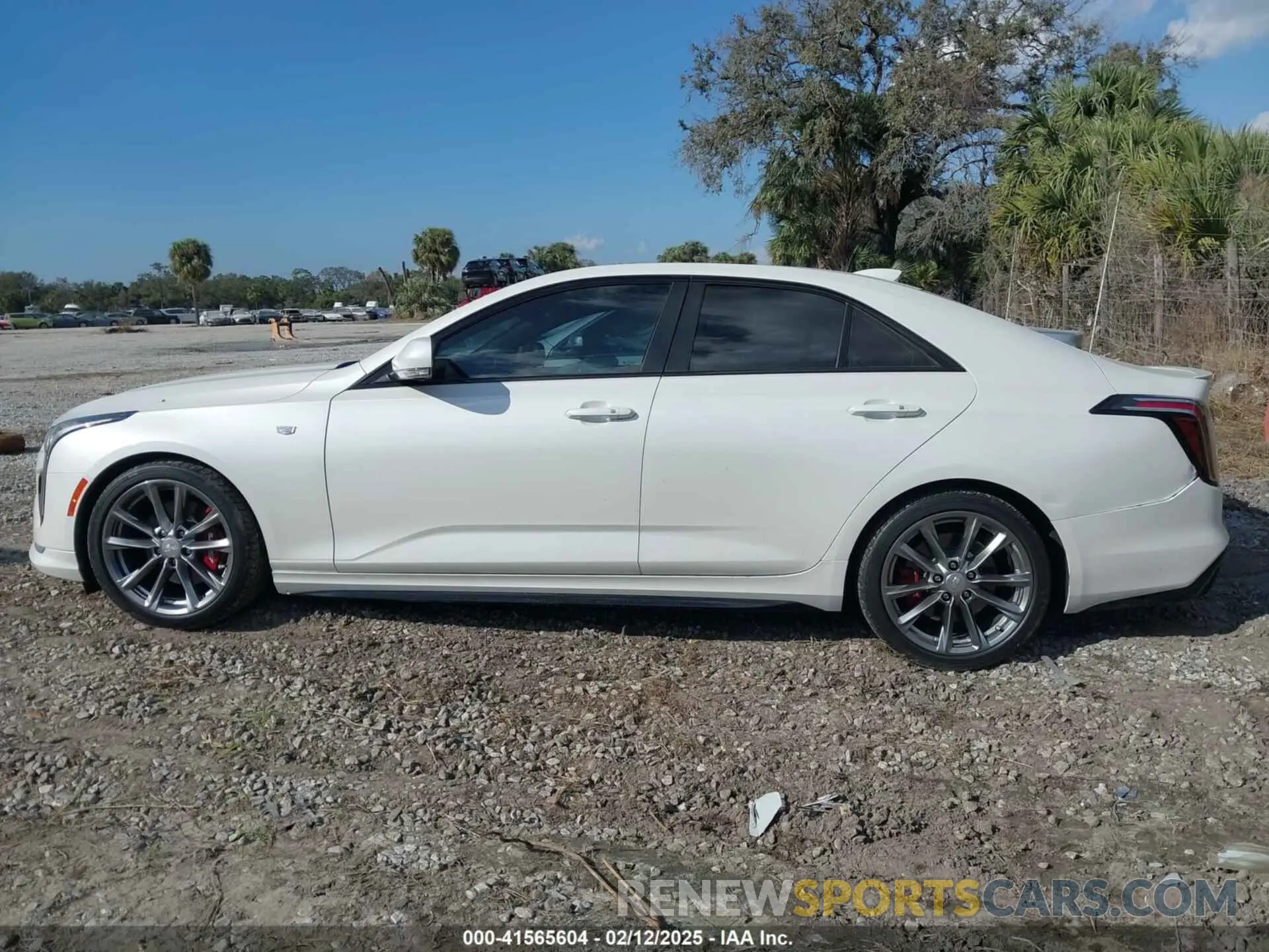 15 Photograph of a damaged car 1G6DC5RK5L0138599 CADILLAC CT4 2020