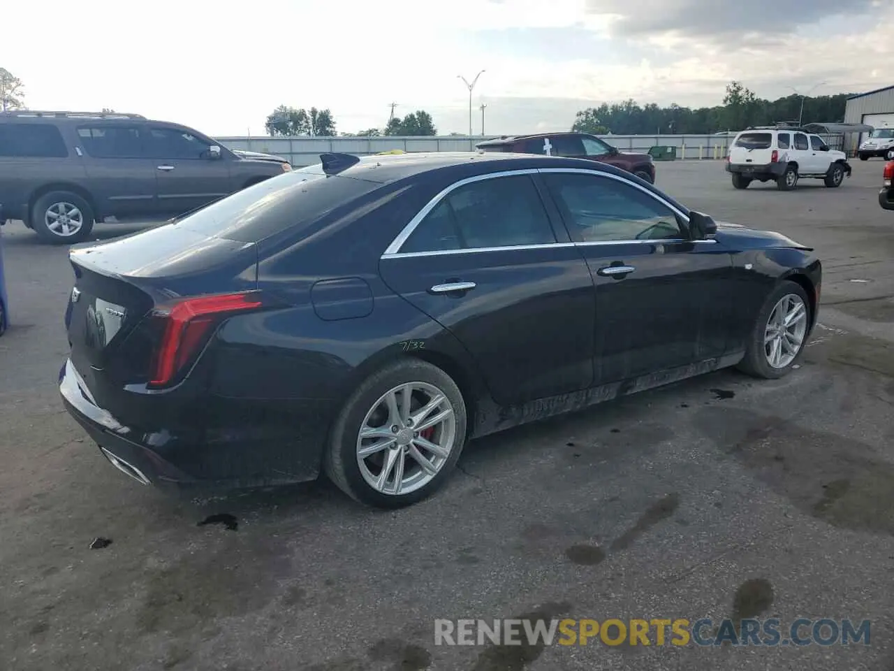 3 Фотография поврежденного автомобиля 1G6DJ5RK4L0145355 CADILLAC CT4 2020