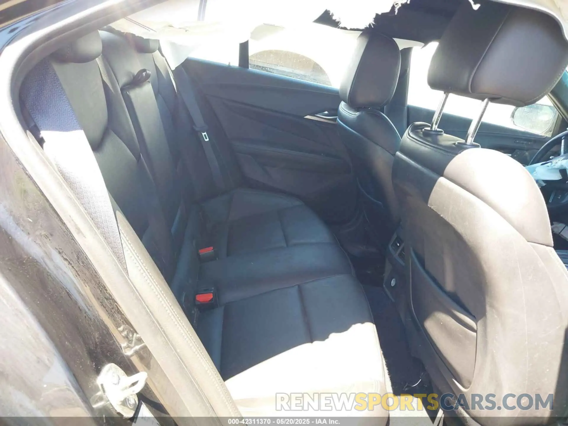 8 Фотография поврежденного автомобиля 1G6DB5RK8N0119888 CADILLAC CT4 2022