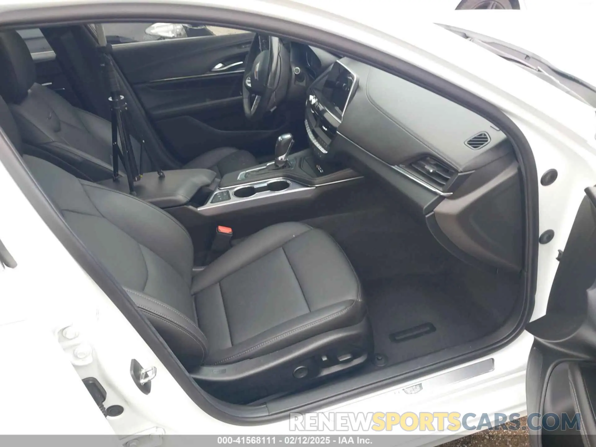 5 Фотография поврежденного автомобиля 1G6DB5RK1P0129620 CADILLAC CT4 2023