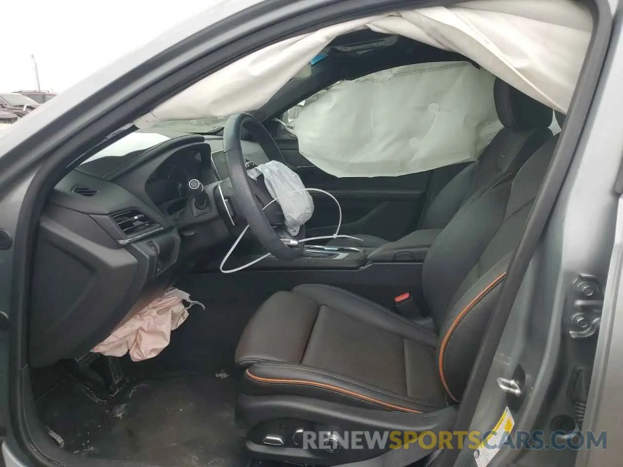 7 Фотография поврежденного автомобиля 1G6DG5RK6R0100179 CADILLAC CT4 2024