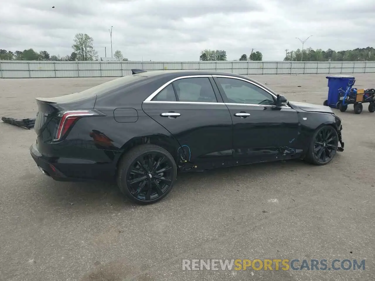 3 Фотография поврежденного автомобиля 1G6DJ5RK3S0104150 CADILLAC CT4 2025