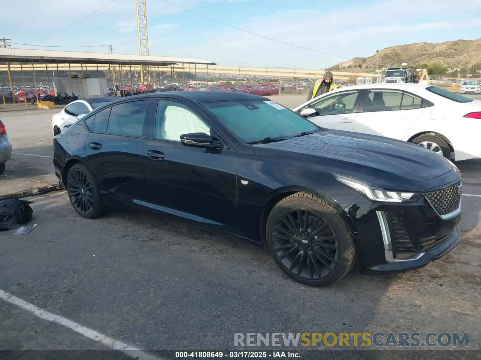 1 Фотография поврежденного автомобиля 1G6DM5RK5L0131469 CADILLAC CT5 2020
