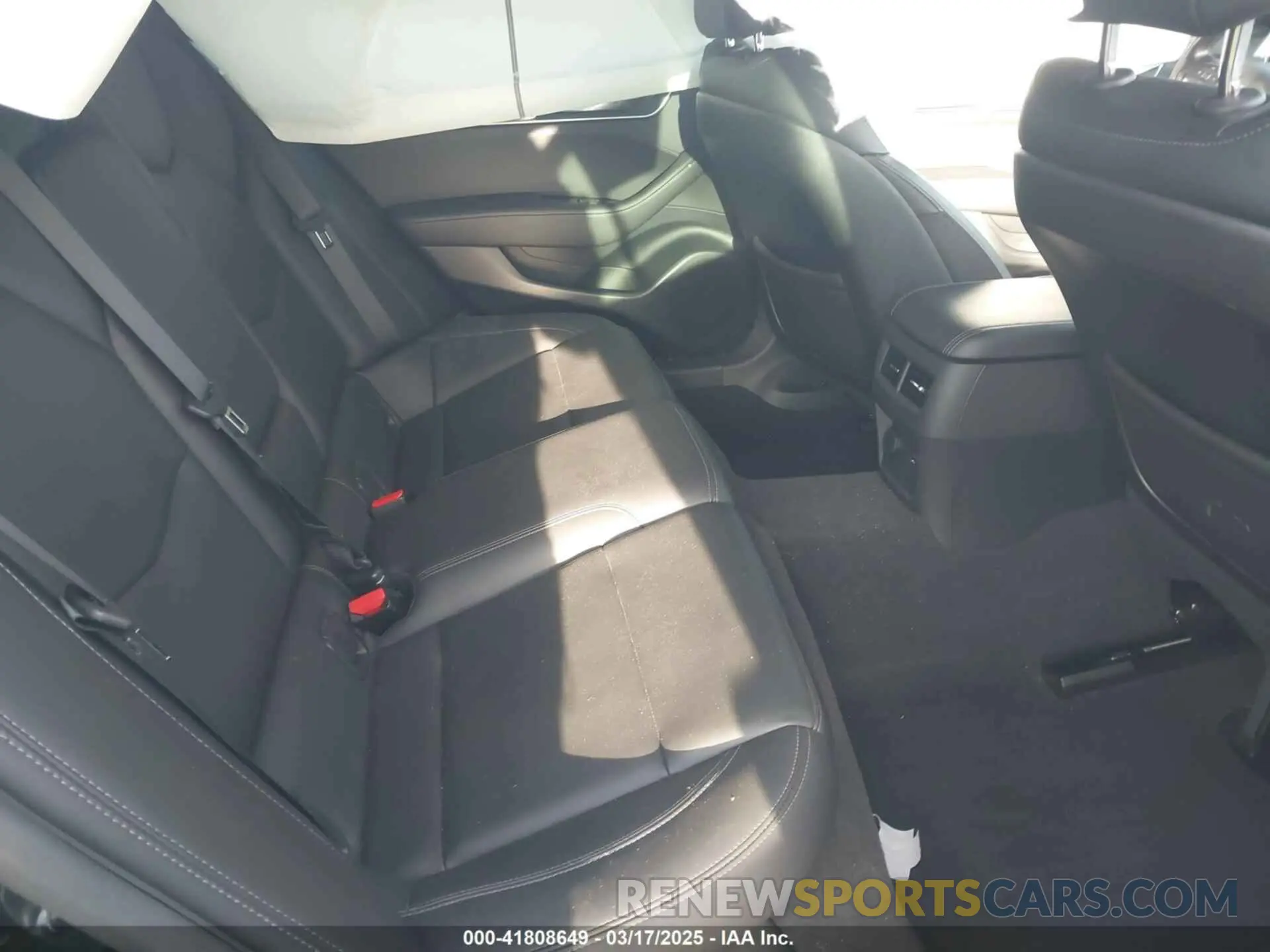 8 Фотография поврежденного автомобиля 1G6DM5RK5L0131469 CADILLAC CT5 2020