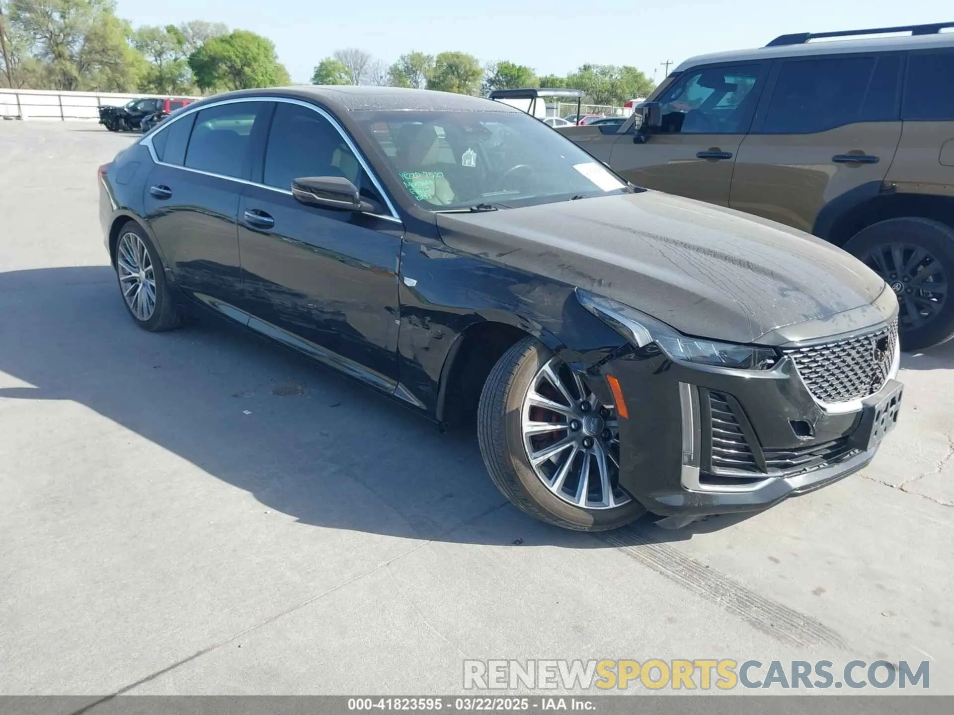 1 Фотография поврежденного автомобиля 1G6DN5RK1L0118649 CADILLAC CT5 2020