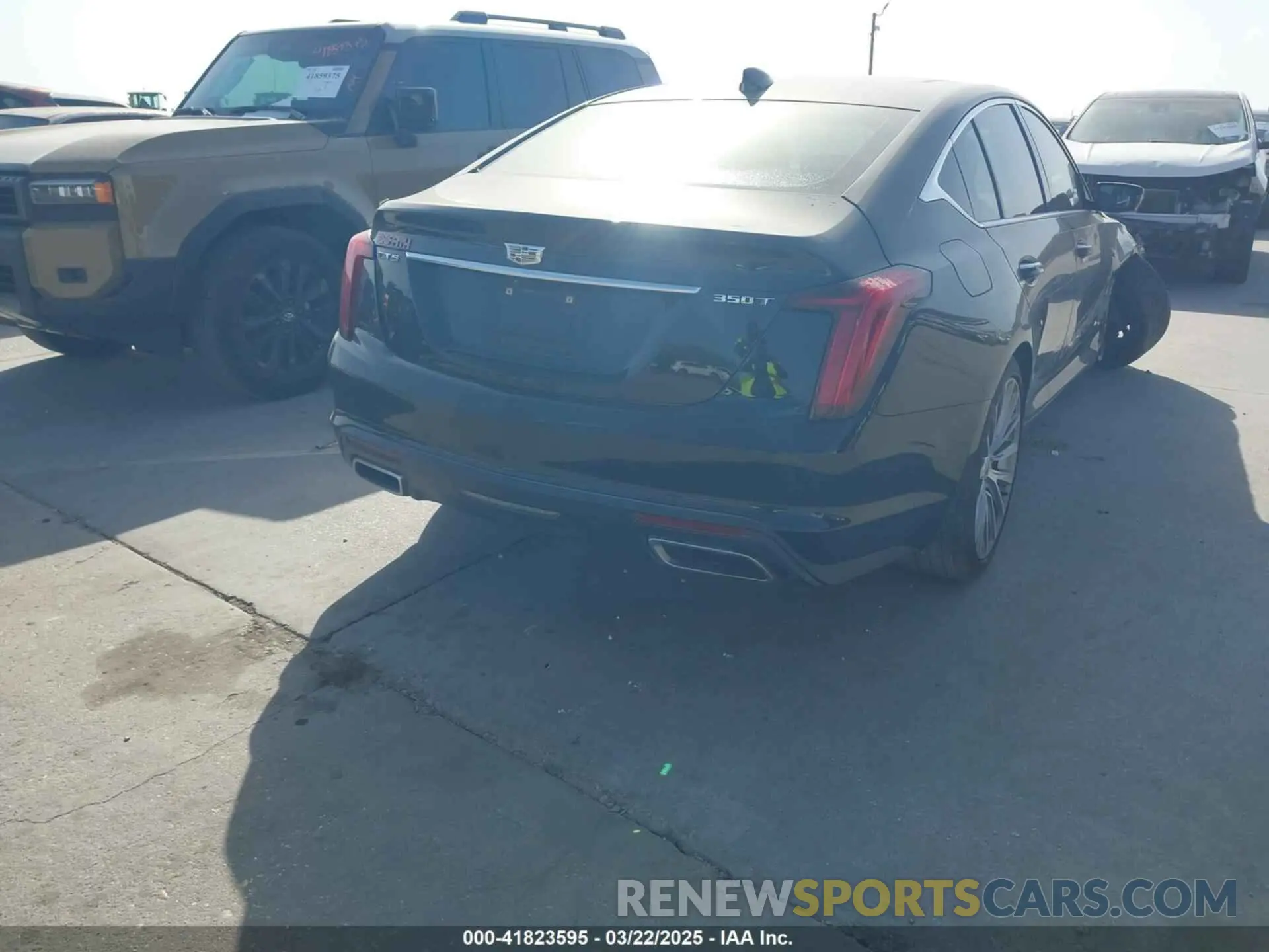 4 Фотография поврежденного автомобиля 1G6DN5RK1L0118649 CADILLAC CT5 2020