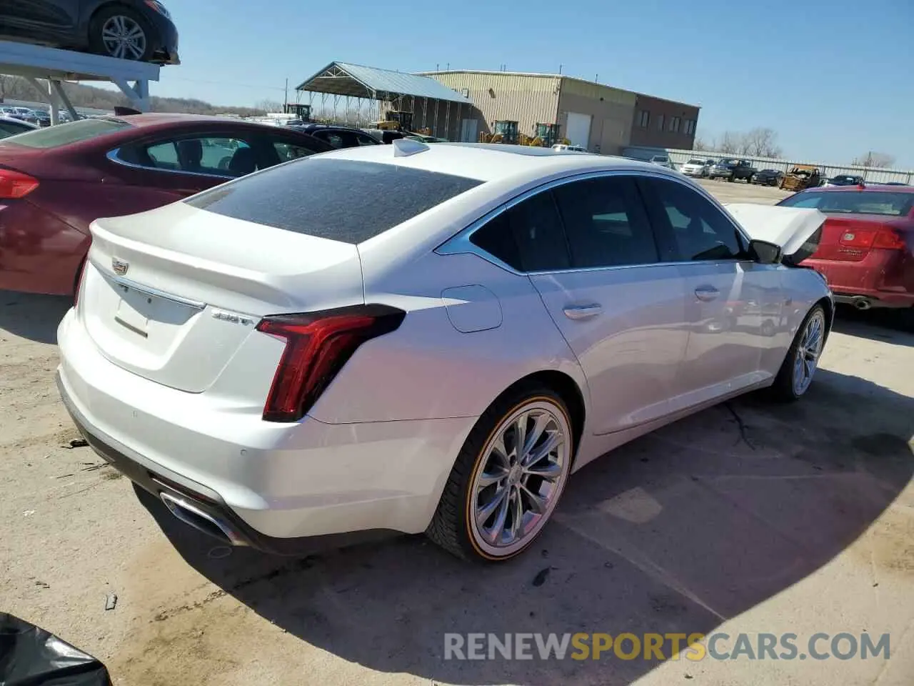 3 Фотография поврежденного автомобиля 1G6DN5RK6L0152182 CADILLAC CT5 2020