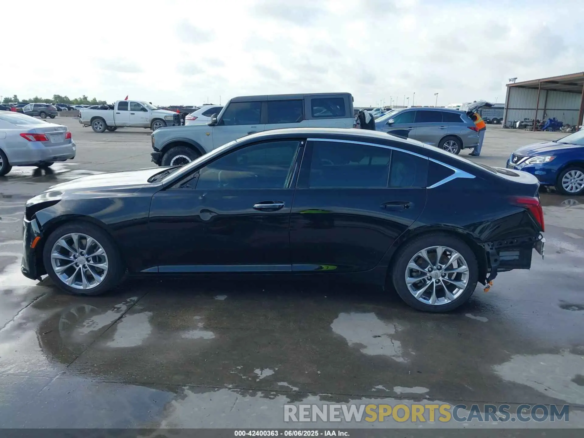 15 Photograph of a damaged car 1G6DN5RK7L0131194 CADILLAC CT5 2020