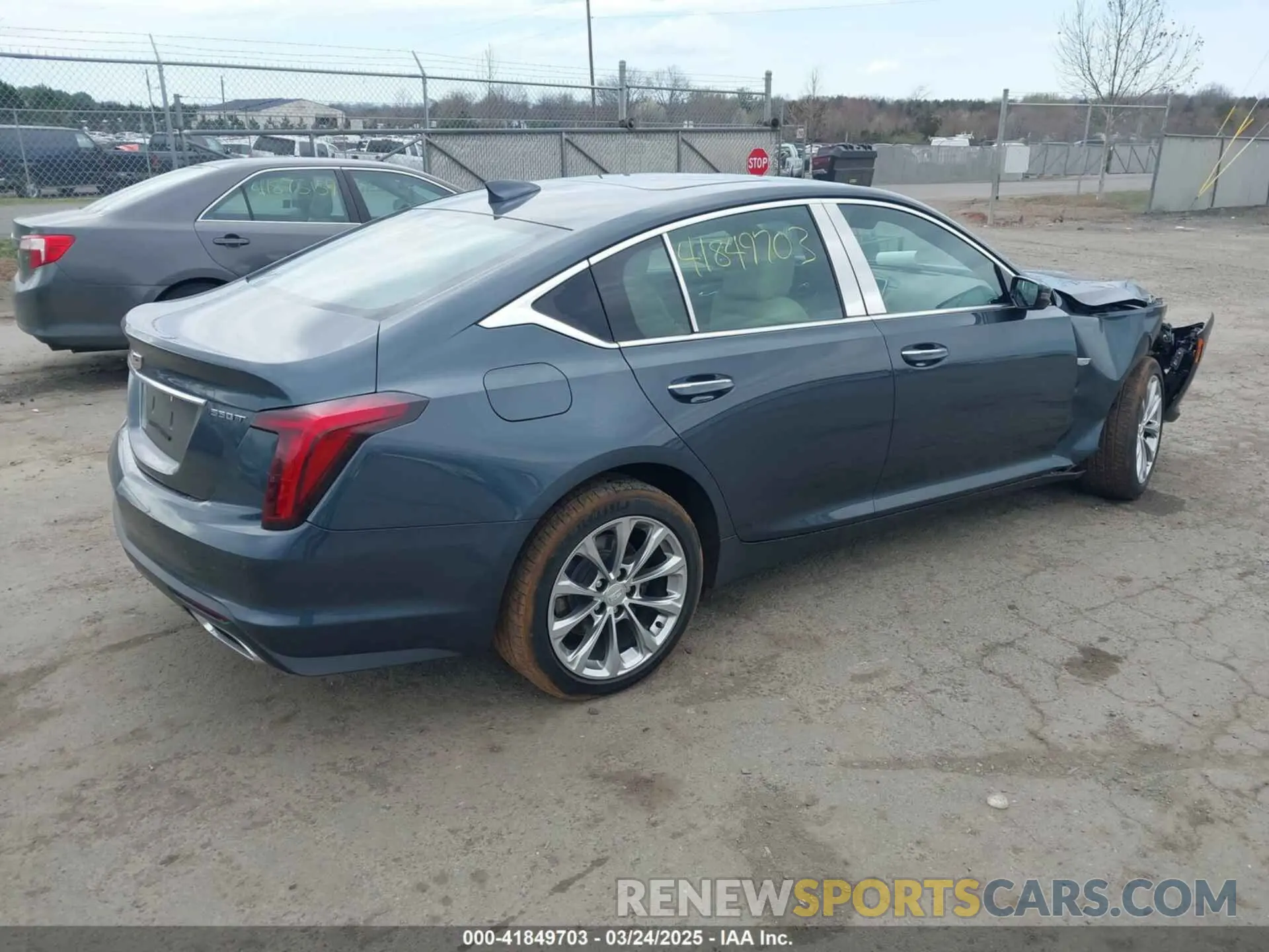 4 Фотография поврежденного автомобиля 1G6DT5RK7L0141035 CADILLAC CT5 2020