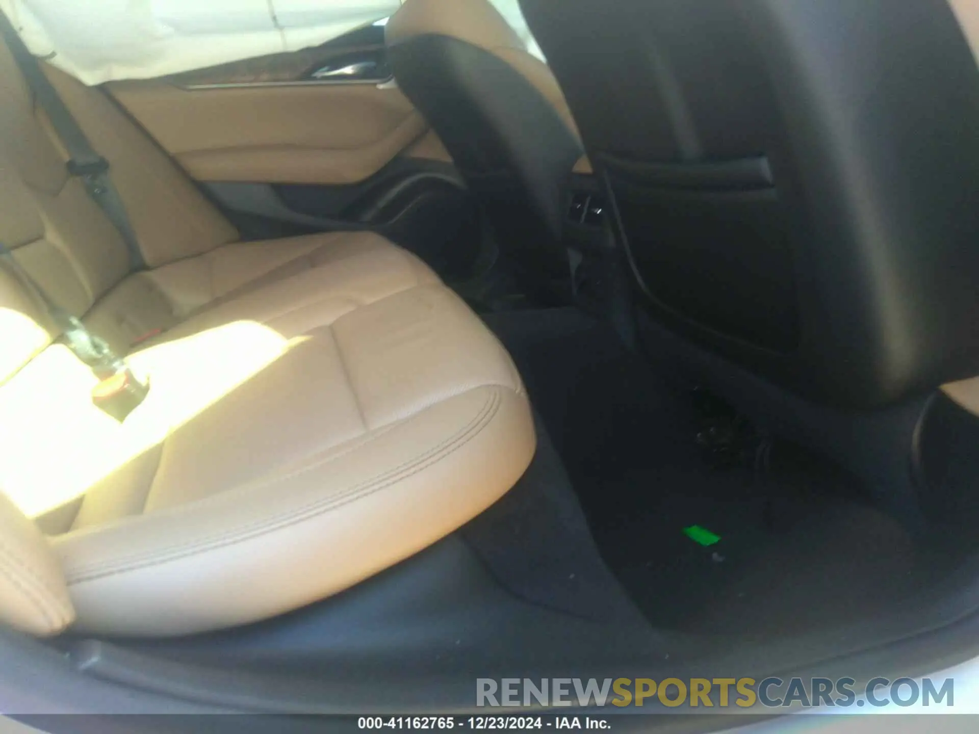 8 Photograph of a damaged car 1G6DT5RW4L0154909 CADILLAC CT5 2020