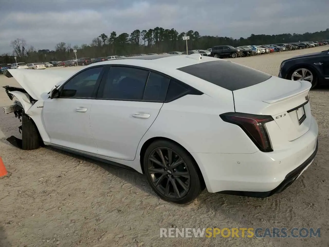 2 Фотография поврежденного автомобиля 1G6DR5RW9M0145803 CADILLAC CT5 2021