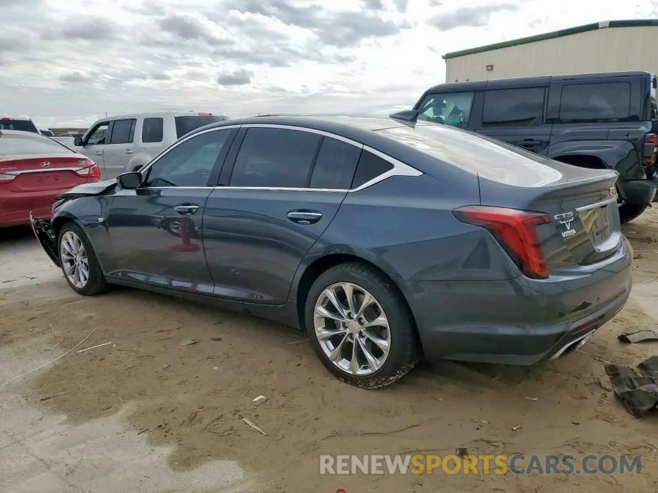 2 Фотография поврежденного автомобиля 1G6DN5RW3N0132588 CADILLAC CT5 2022