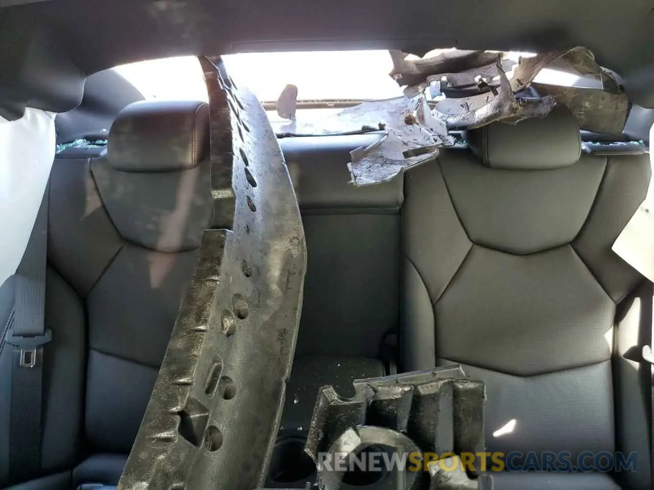 10 Photograph of a damaged car 1G6DU5RK9N0108876 CADILLAC CT5 2022
