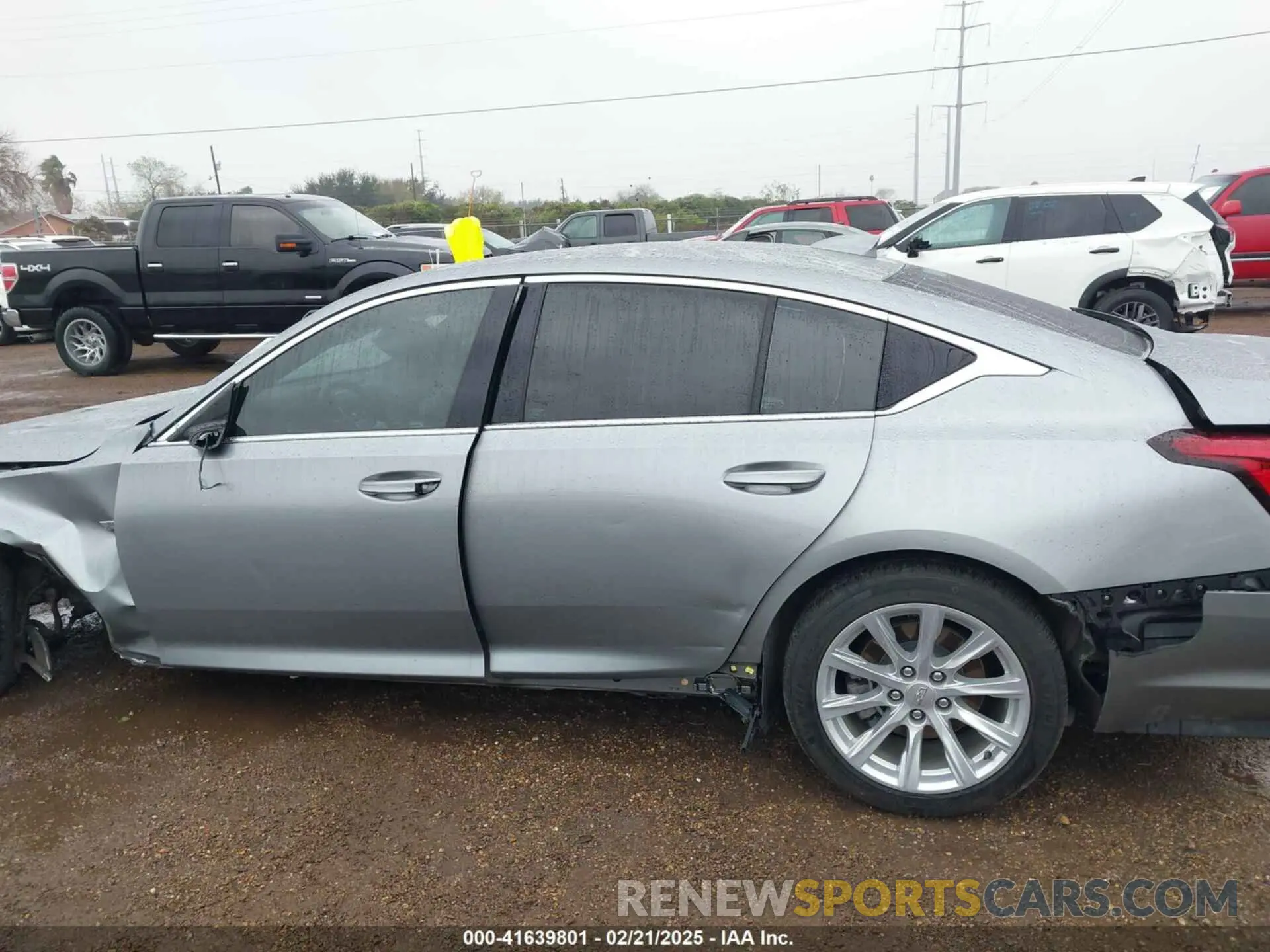 15 Photograph of a damaged car 1G6DM5RKXP0153165 CADILLAC CT5 2023