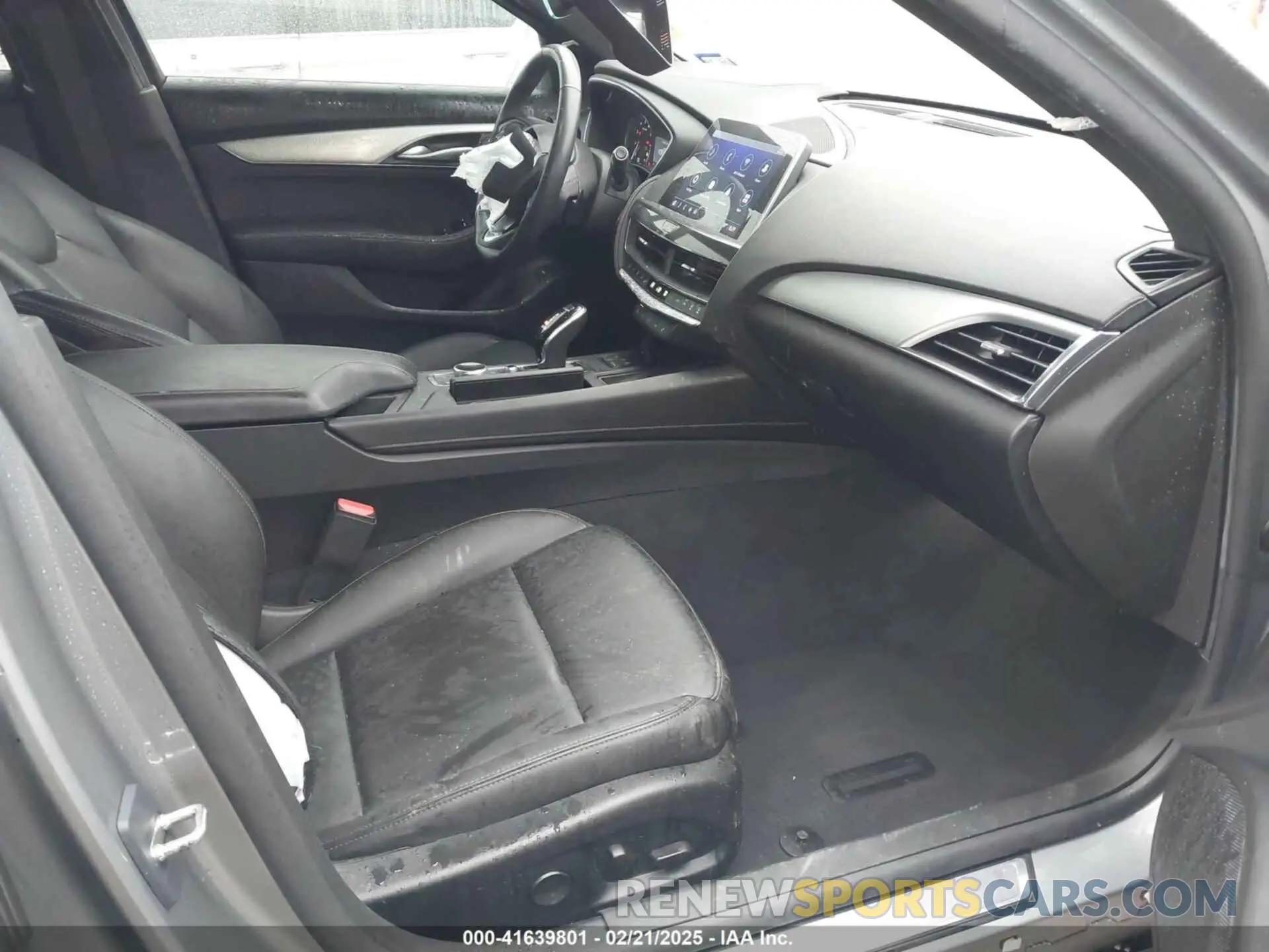 5 Photograph of a damaged car 1G6DM5RKXP0153165 CADILLAC CT5 2023