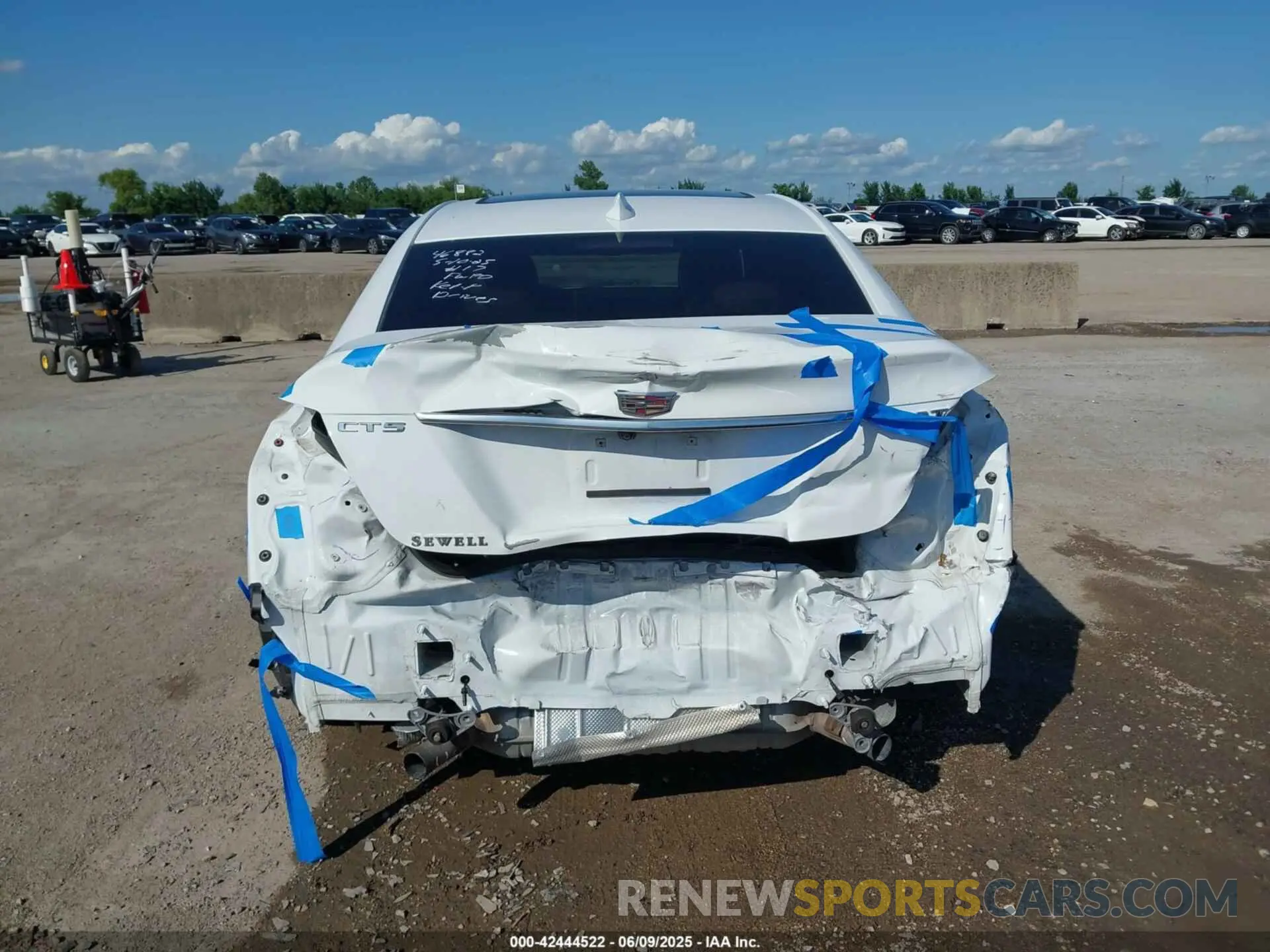6 Фотография поврежденного автомобиля 1G6DN5RK5P0138098 CADILLAC CT5 2023