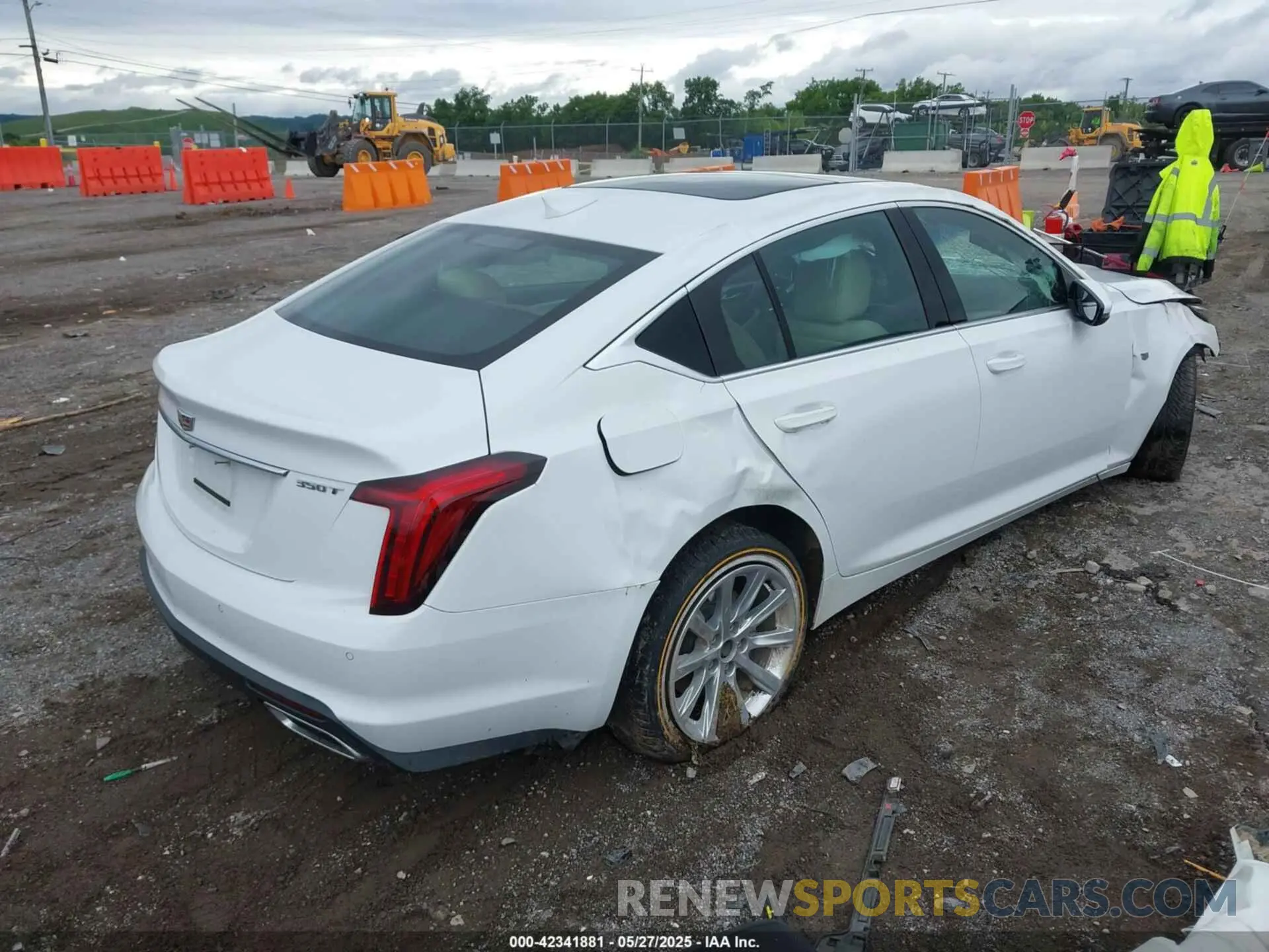 4 Photograph of a damaged car 1G6DW5RK4P0102870 CADILLAC CT5 2023
