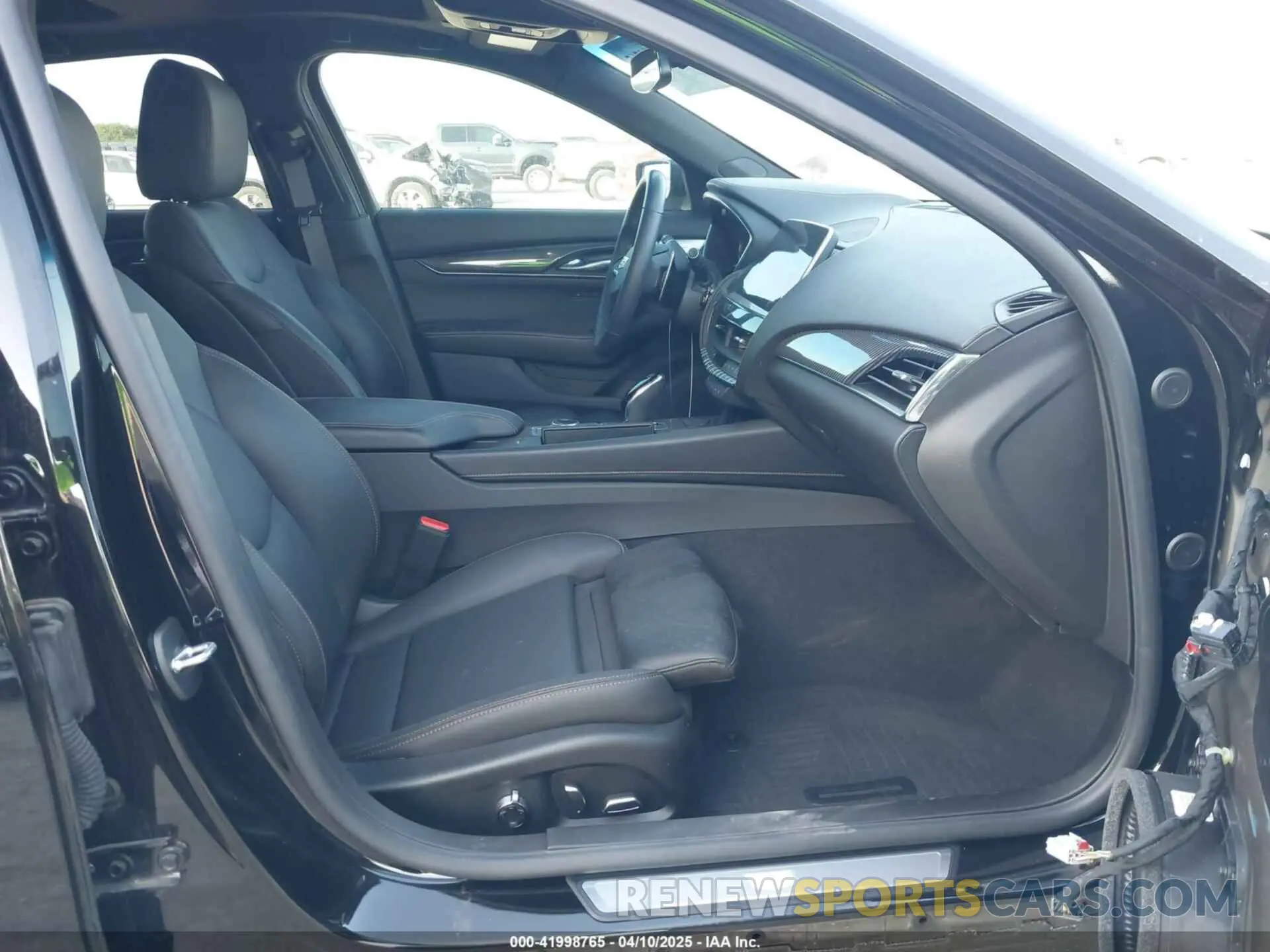 5 Фотография поврежденного автомобиля 1G6DP5RK3R0129722 CADILLAC CT5 2024
