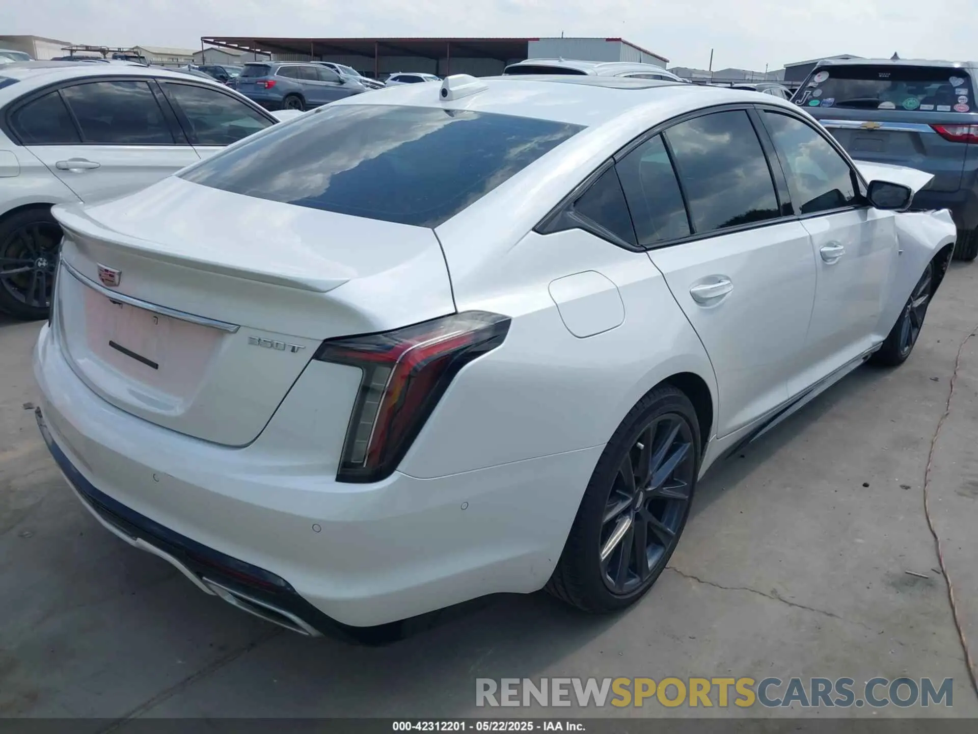 4 Фотография поврежденного автомобиля 1G6DP5RKXR0119799 CADILLAC CT5 2024