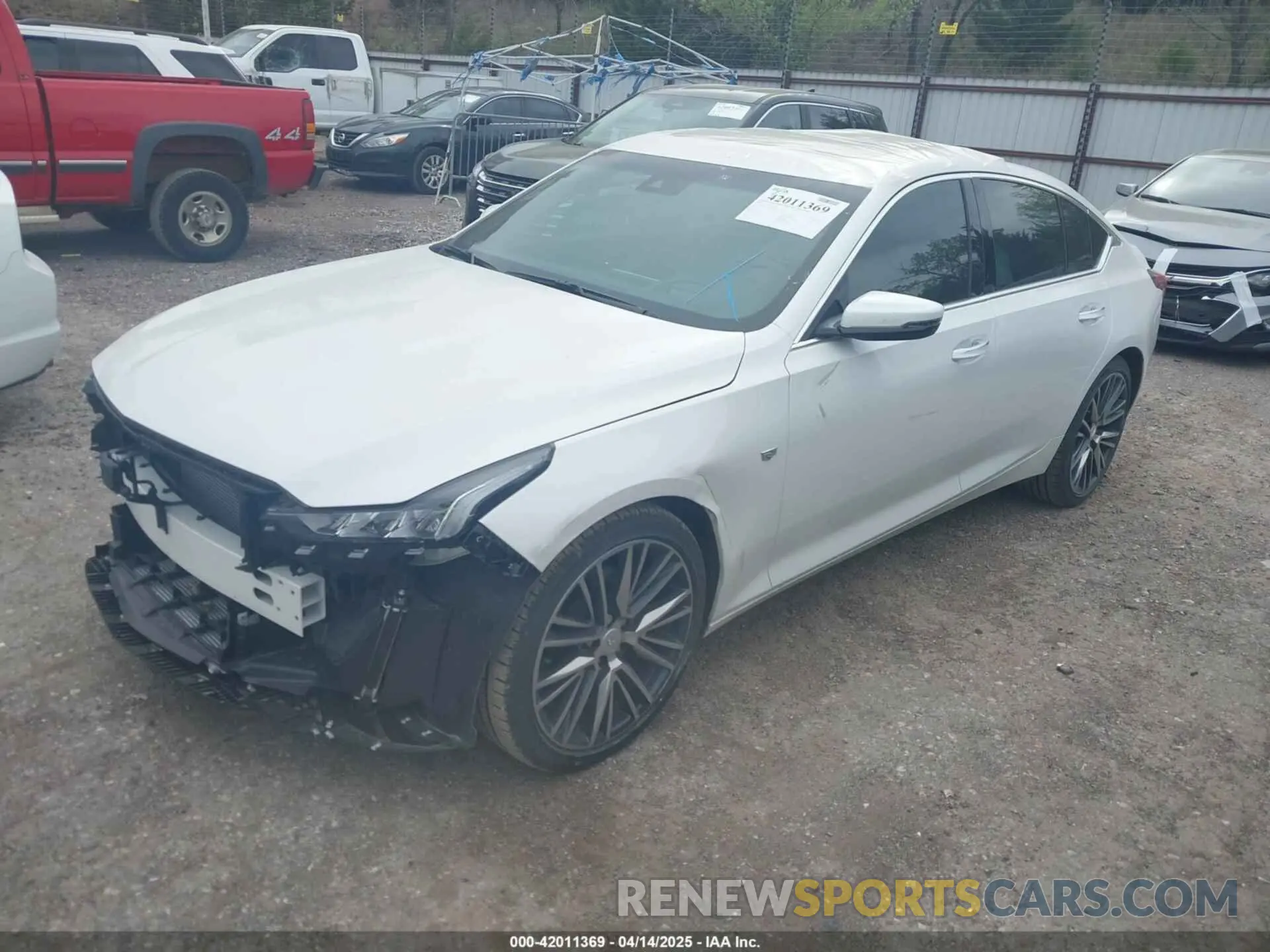 2 Фотография поврежденного автомобиля 1G6DT5RW3R0129279 CADILLAC CT5 2024