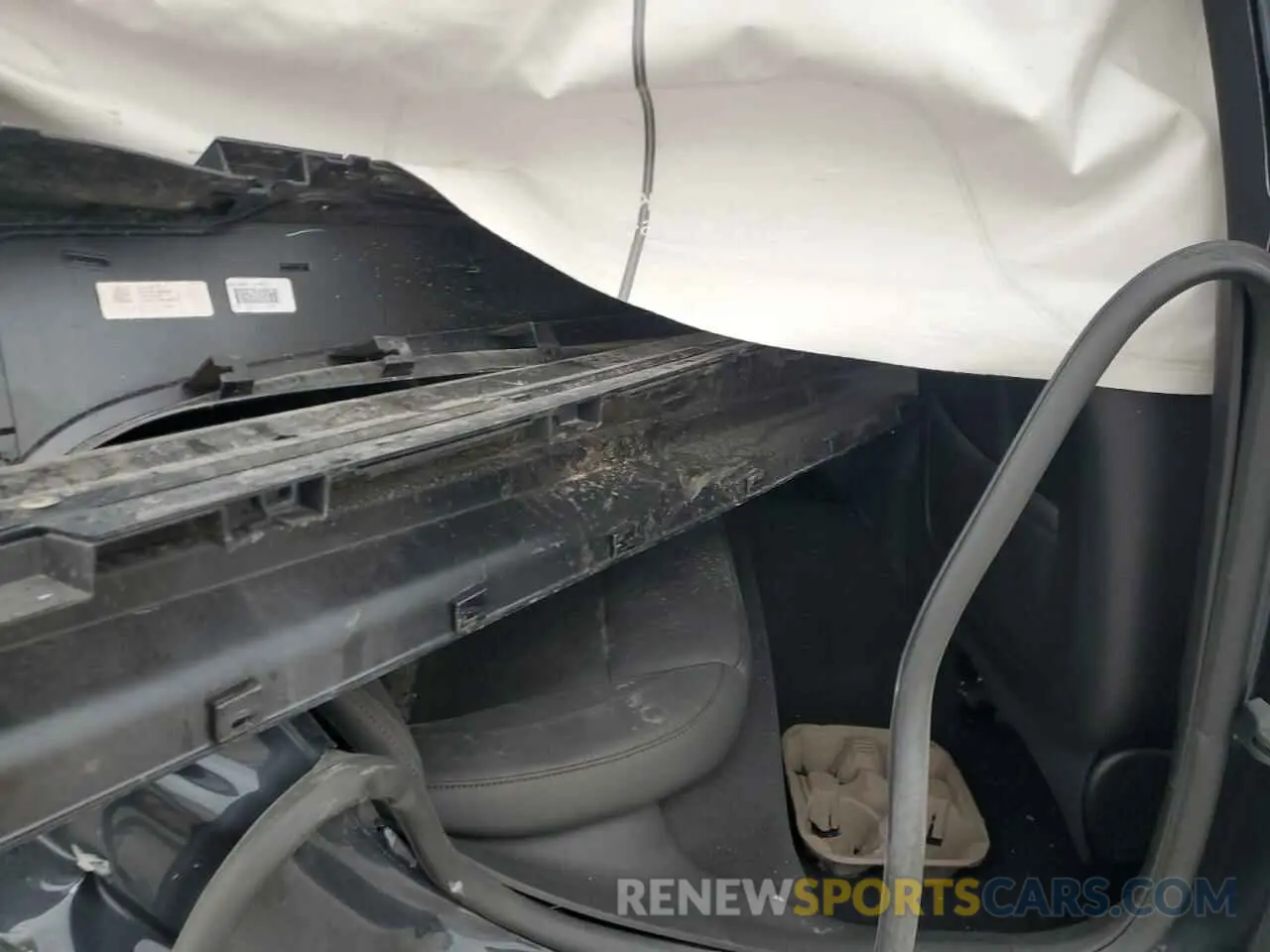 10 Photograph of a damaged car 1G6DP5RK6S0115710 CADILLAC CT5 2025