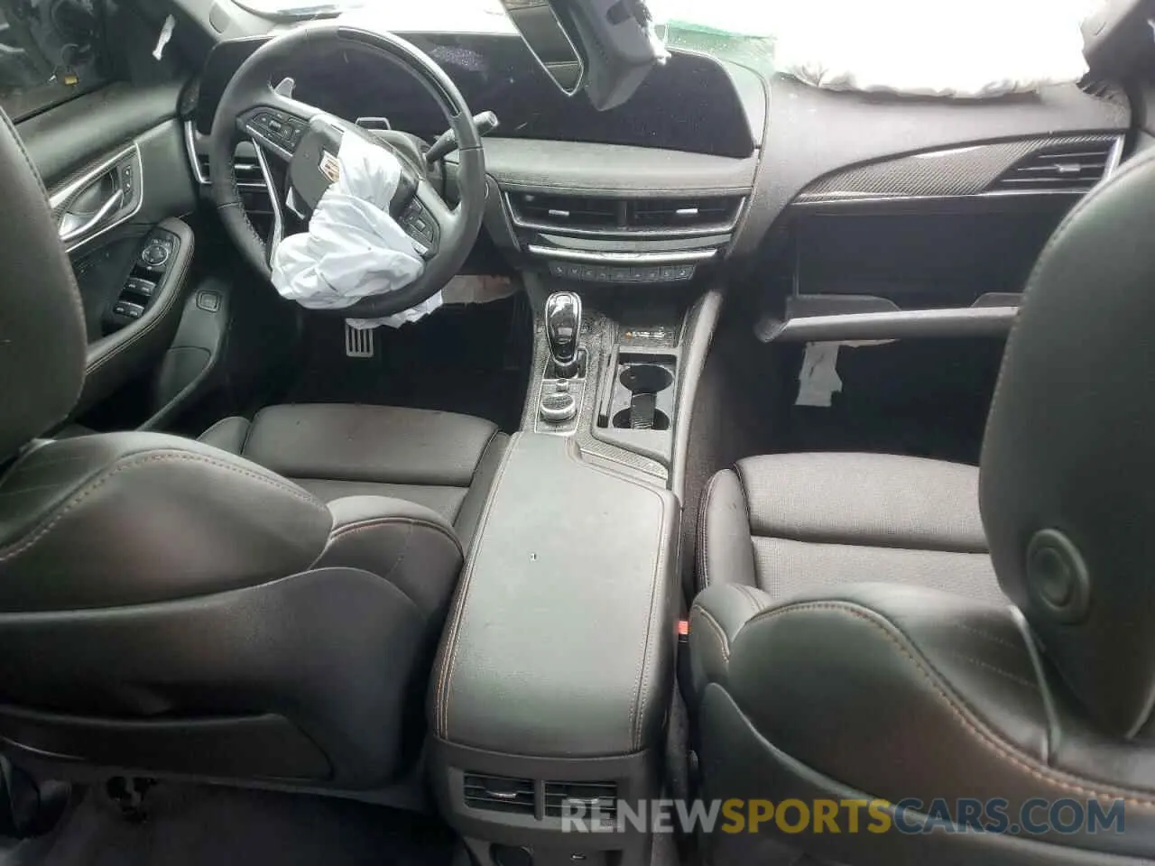 8 Photograph of a damaged car 1G6DU5RK7S0101632 CADILLAC CT5 2025