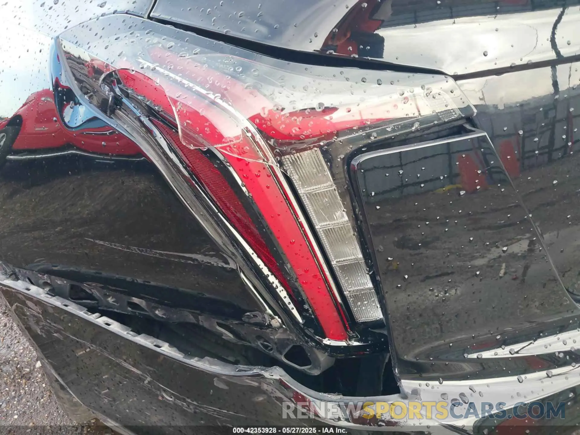18 Photograph of a damaged car 1G6D35R60N0810445 CADILLAC CT5-V 2022