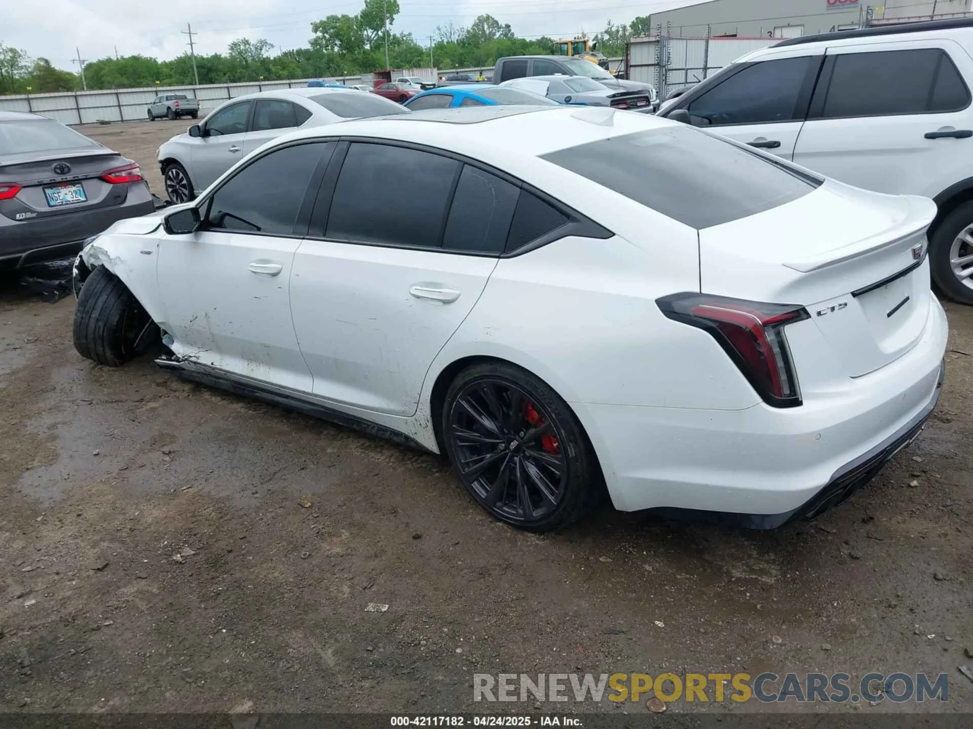 3 Фотография поврежденного автомобиля 1G6DY5R61P0810684 CADILLAC CT5-V 2023