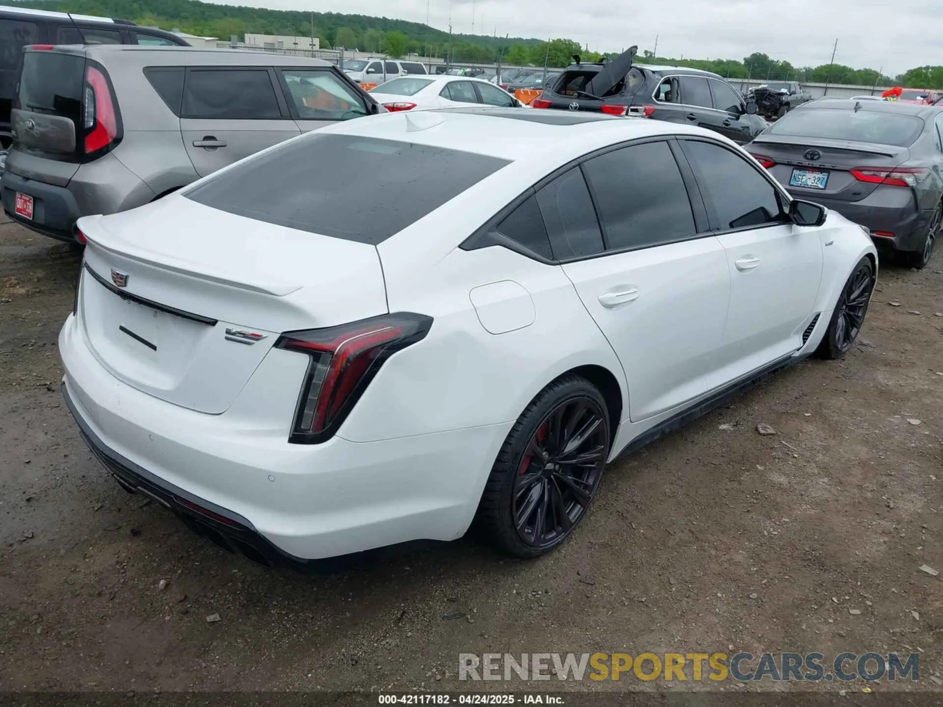 4 Фотография поврежденного автомобиля 1G6DY5R61P0810684 CADILLAC CT5-V 2023