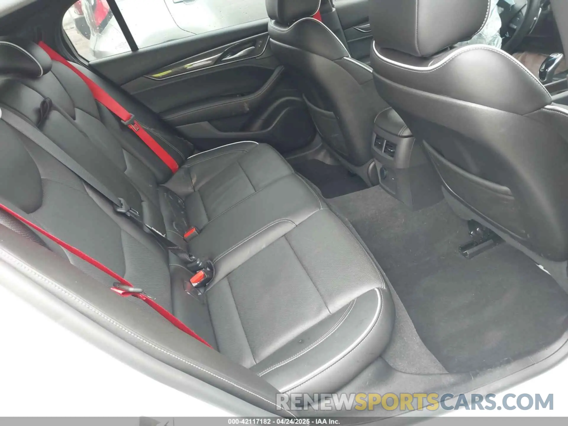 8 Фотография поврежденного автомобиля 1G6DY5R61P0810684 CADILLAC CT5-V 2023
