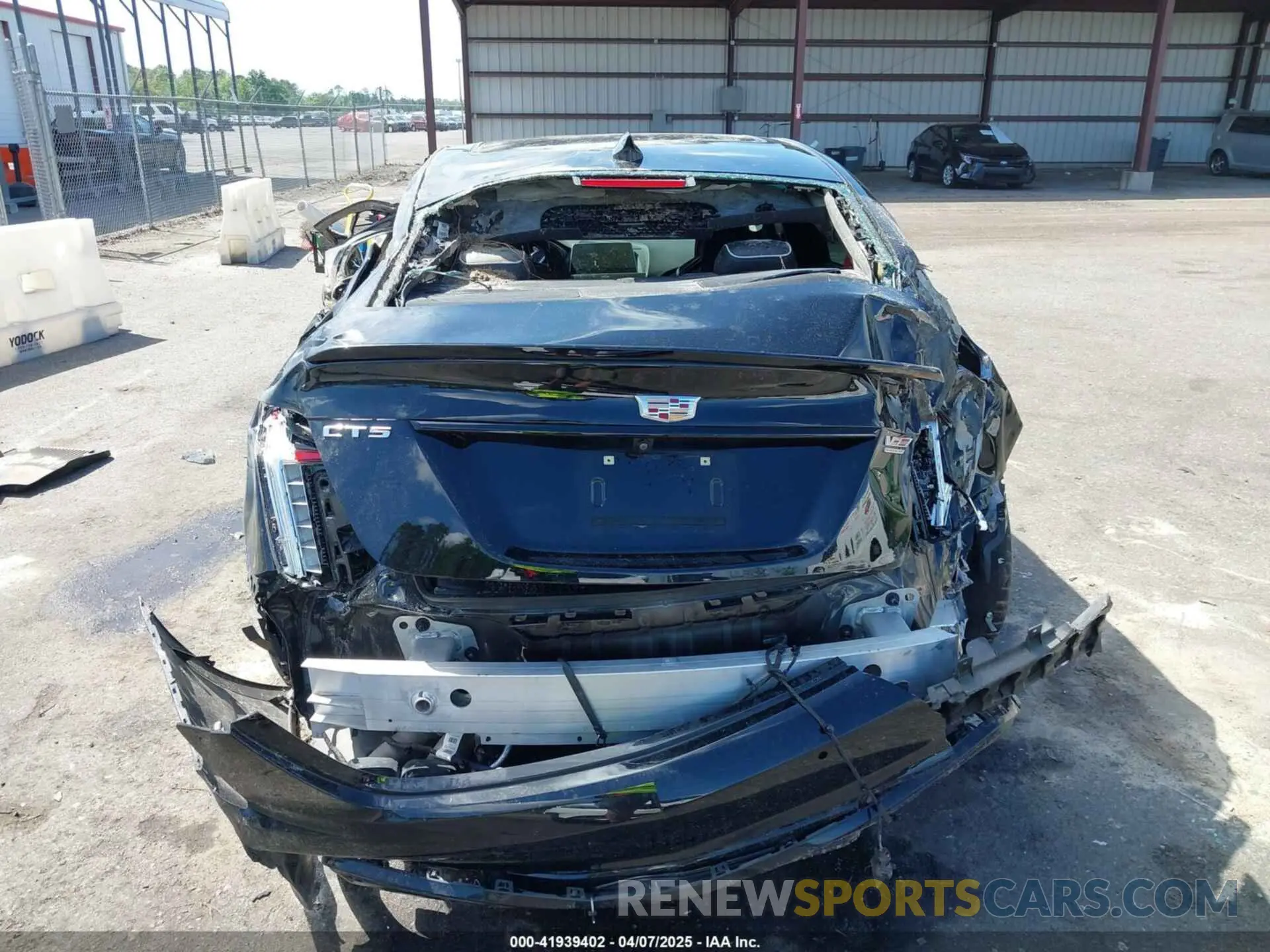 16 Фотография поврежденного автомобиля 1G6DY5R69P0810643 CADILLAC CT5-V 2023