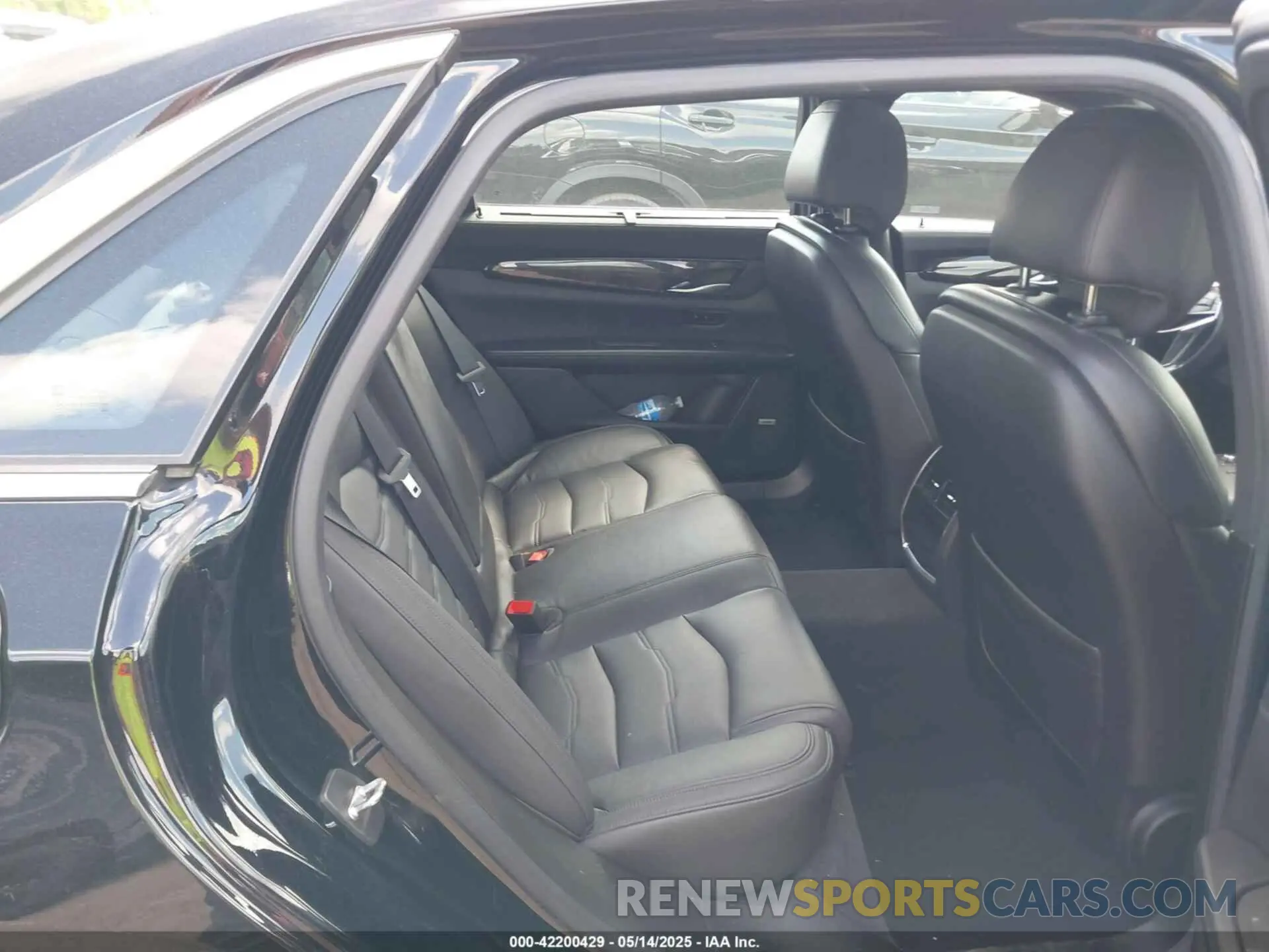 8 Фотография поврежденного автомобиля 1G6KD5RS3KU123885 CADILLAC CT6 2019
