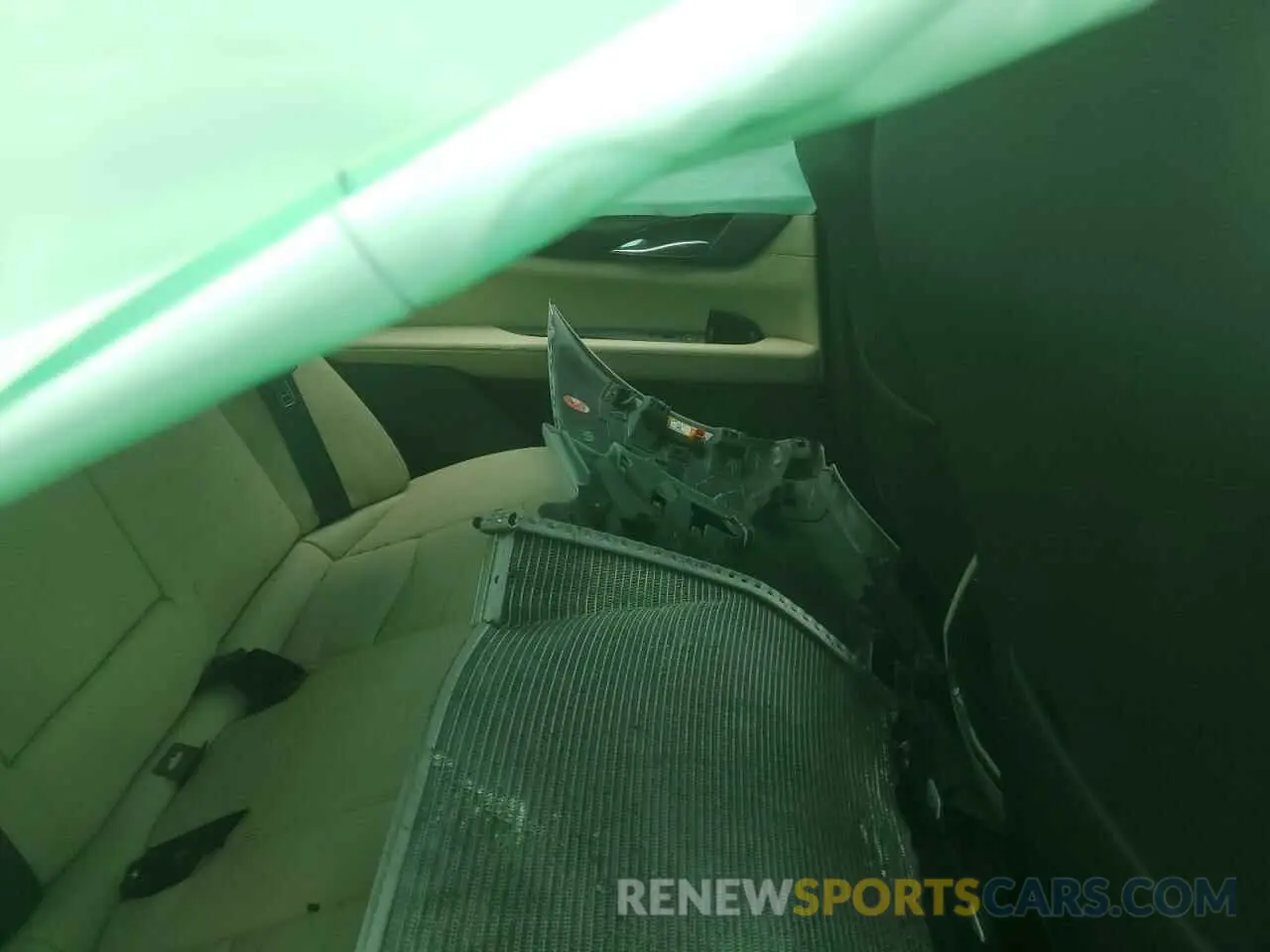 10 Photograph of a damaged car 1G6KD5RS8KU138298 CADILLAC CT6 2019