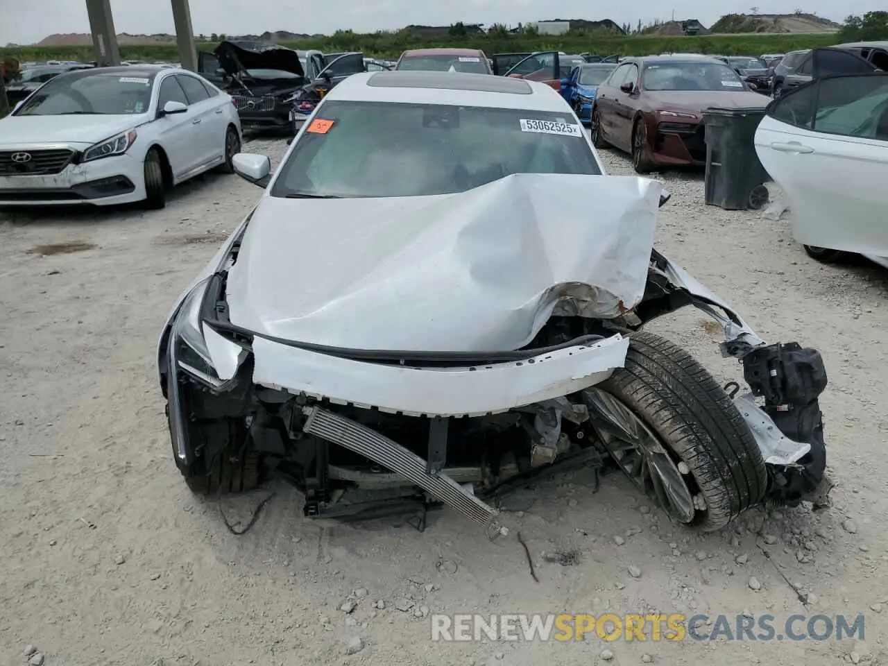5 Photograph of a damaged car 1G6KD5RS8KU138298 CADILLAC CT6 2019