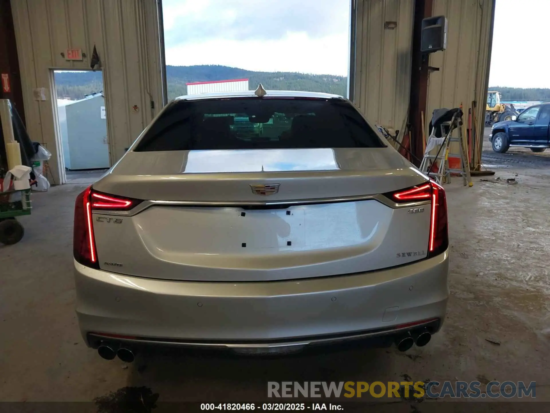 17 Photograph of a damaged car 1G6KE5RS8LU109995 CADILLAC CT6 2020