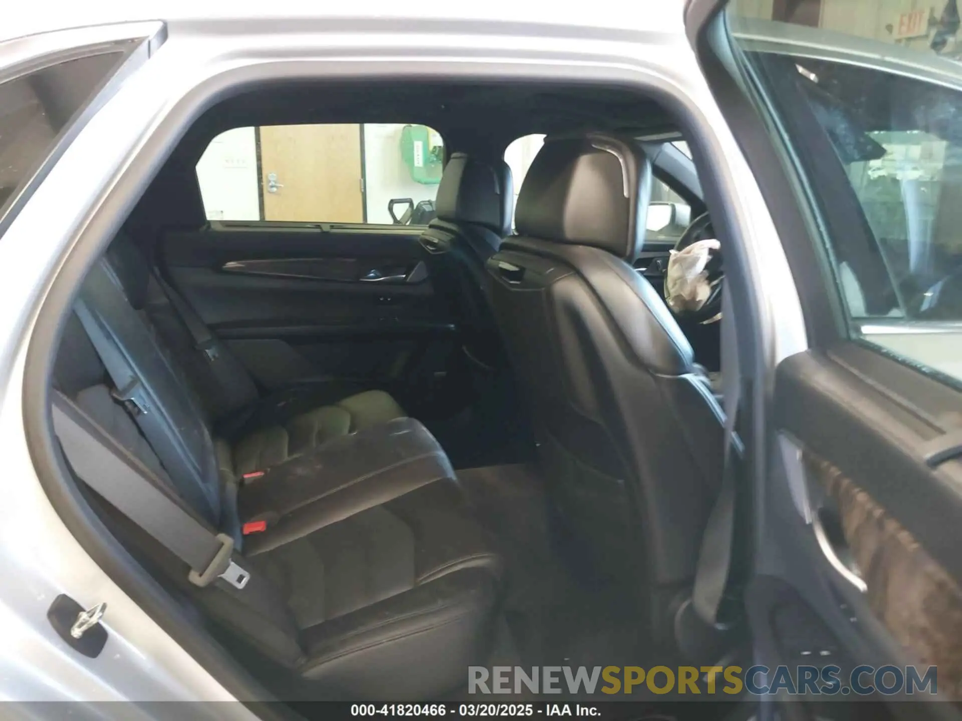 8 Photograph of a damaged car 1G6KE5RS8LU109995 CADILLAC CT6 2020