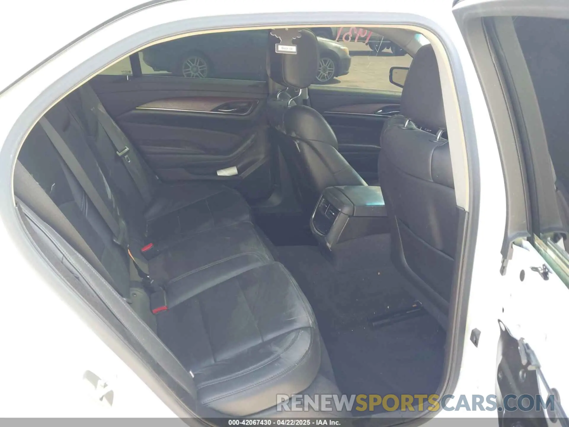 8 Фотография поврежденного автомобиля 1G6AR5SS7K0100804 CADILLAC CTS 2019
