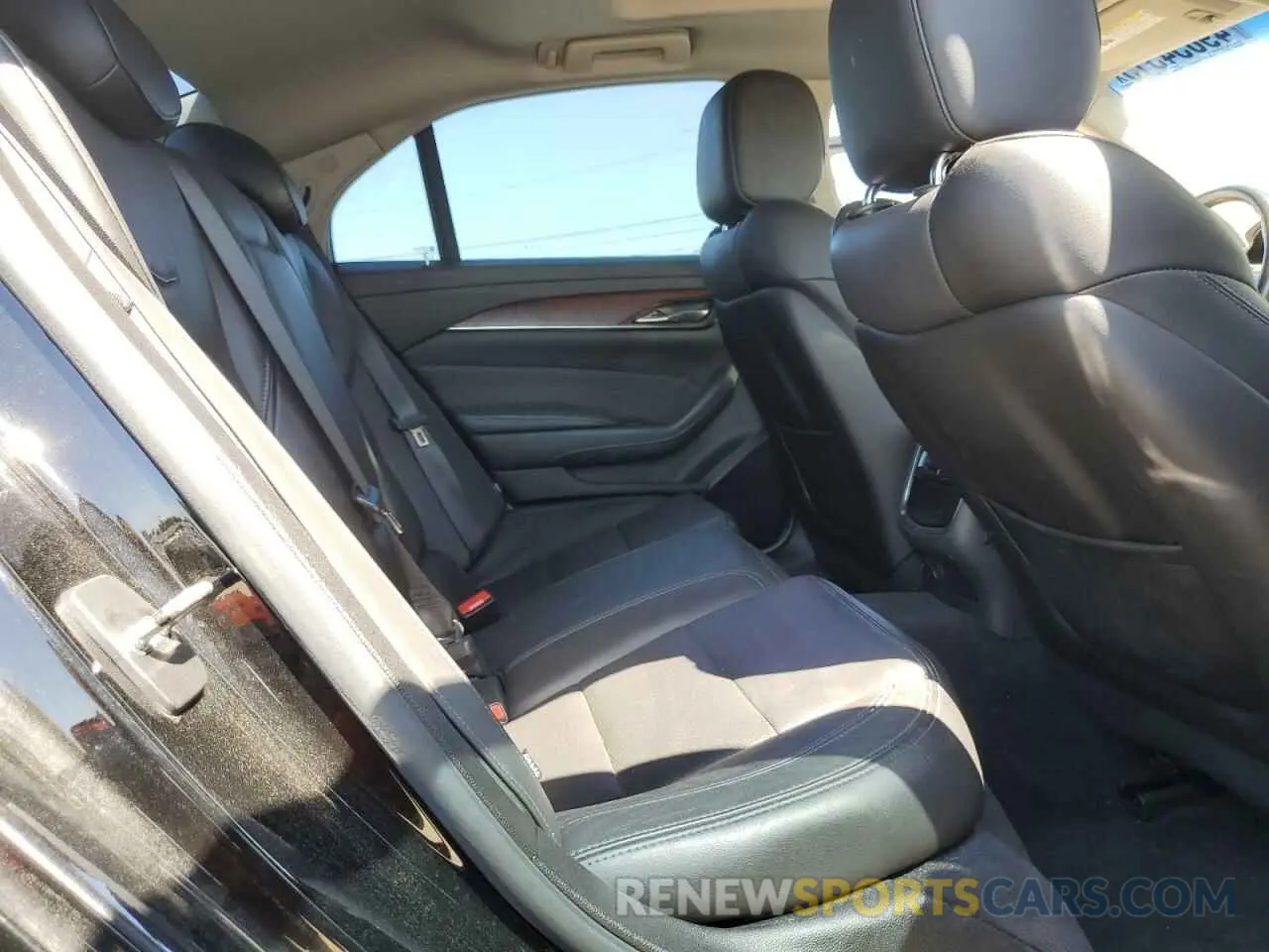 11 Photograph of a damaged car 1G6AR5SS7K0140817 CADILLAC CTS 2019