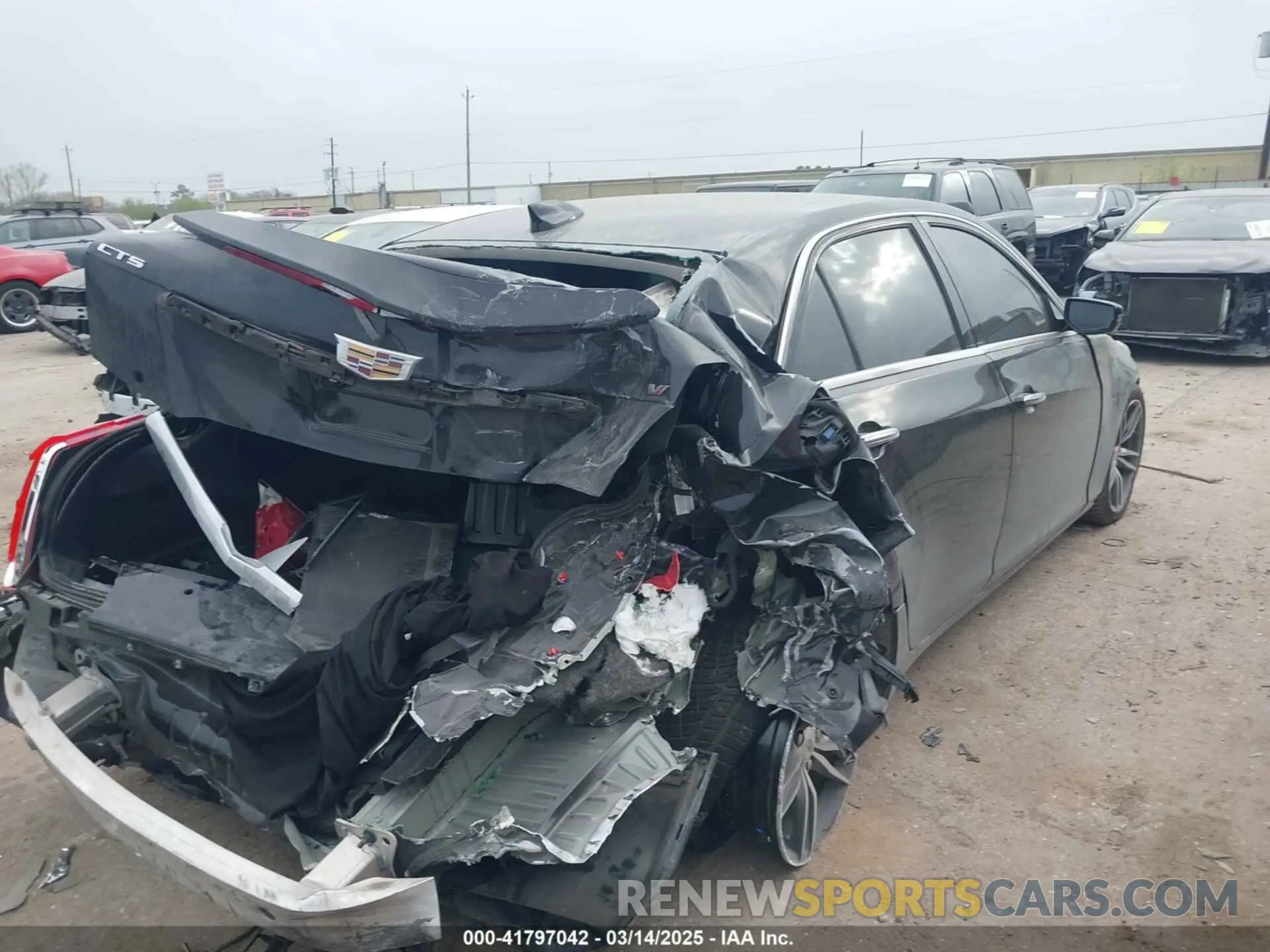 4 Photograph of a damaged car 1G6AU5S86K0137118 CADILLAC CTS 2019