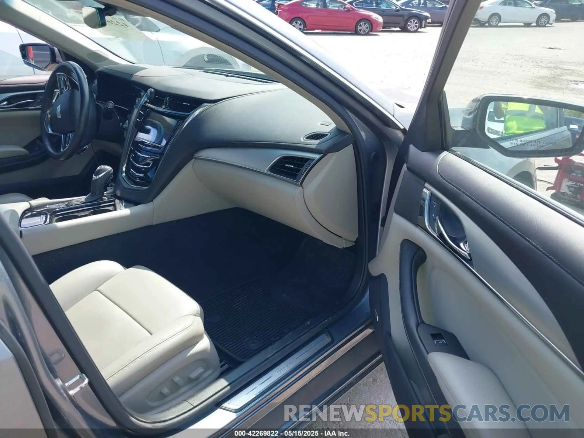 5 Фотография поврежденного автомобиля 1G6AX5SX3K0121389 CADILLAC CTS 2019