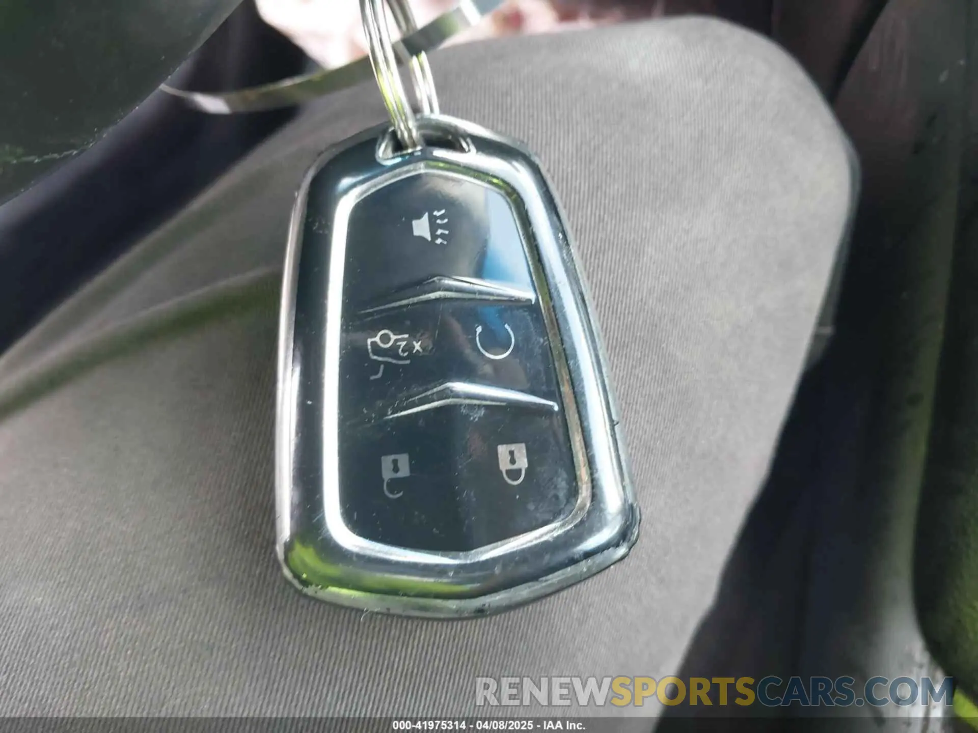11 Photograph of a damaged car 1G6AX5SX8K0135286 CADILLAC CTS 2019