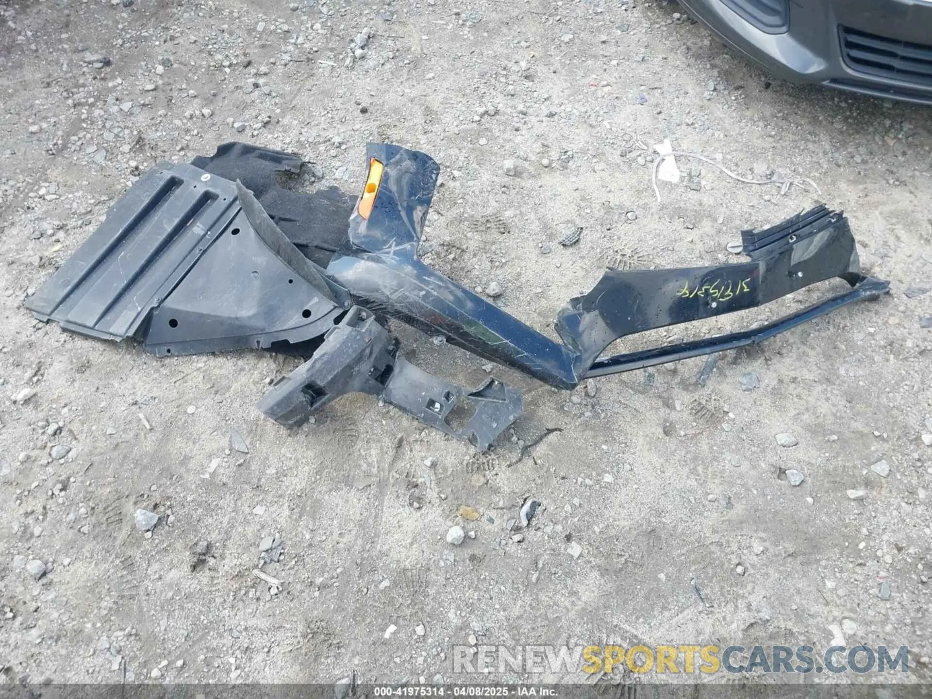 12 Photograph of a damaged car 1G6AX5SX8K0135286 CADILLAC CTS 2019