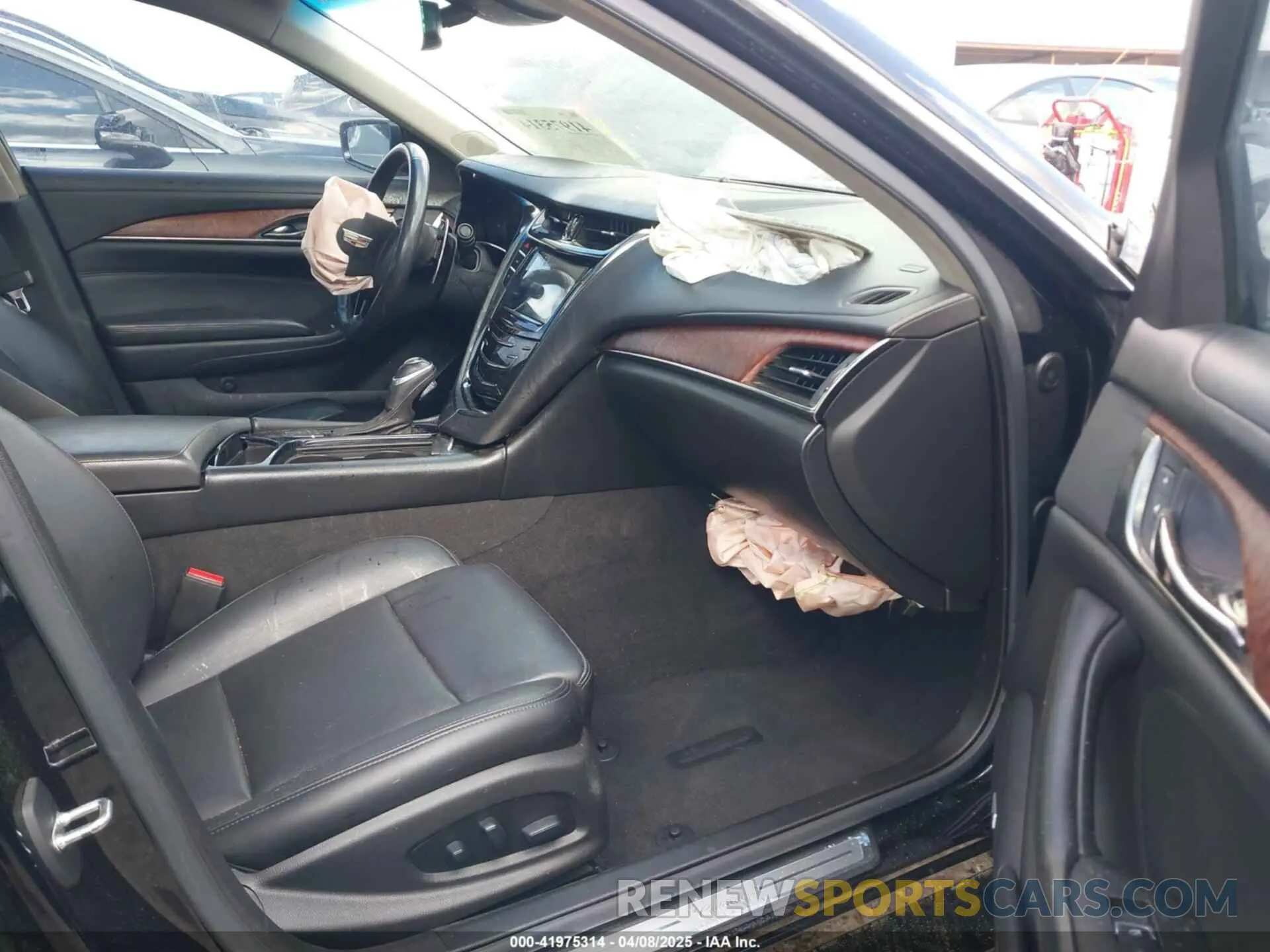 5 Photograph of a damaged car 1G6AX5SX8K0135286 CADILLAC CTS 2019